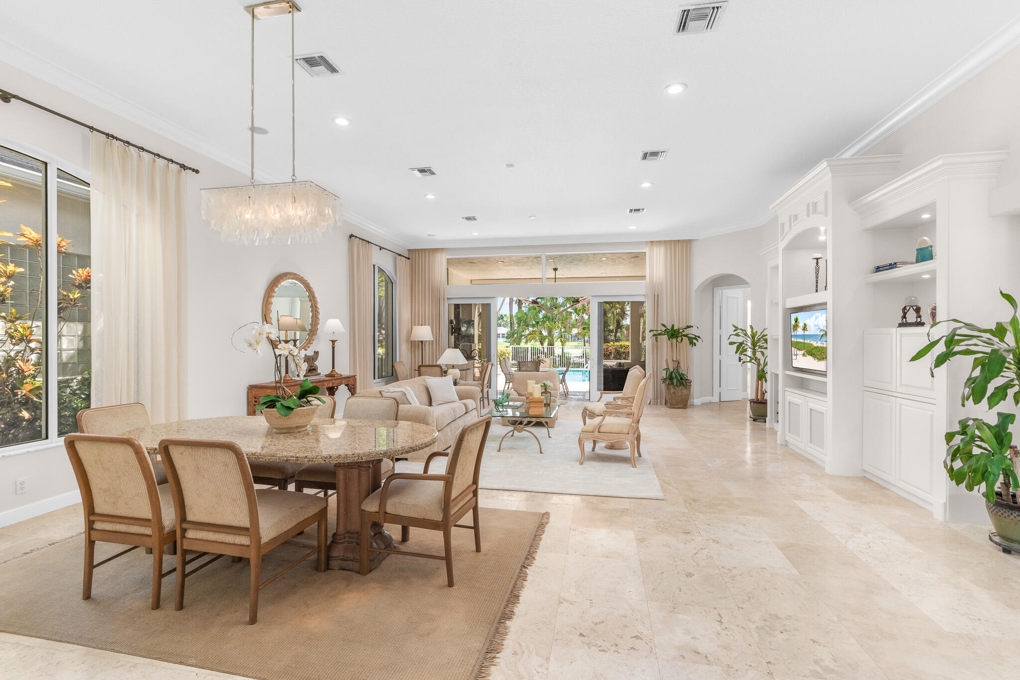 7886 Villa D Este, Delray Beach FL 33446