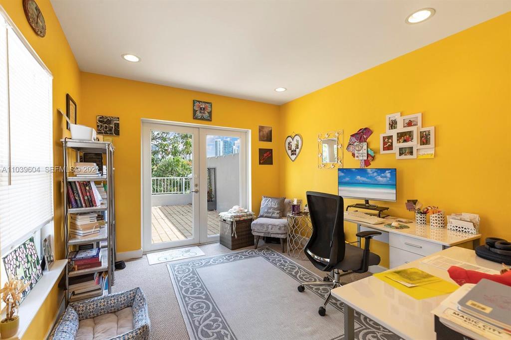 213 SW 11TH #213, Fort Lauderdale FL 33315