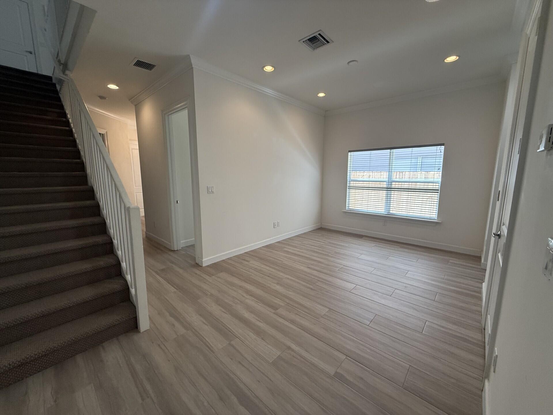 213 SW 11TH #213, Fort Lauderdale FL 33315