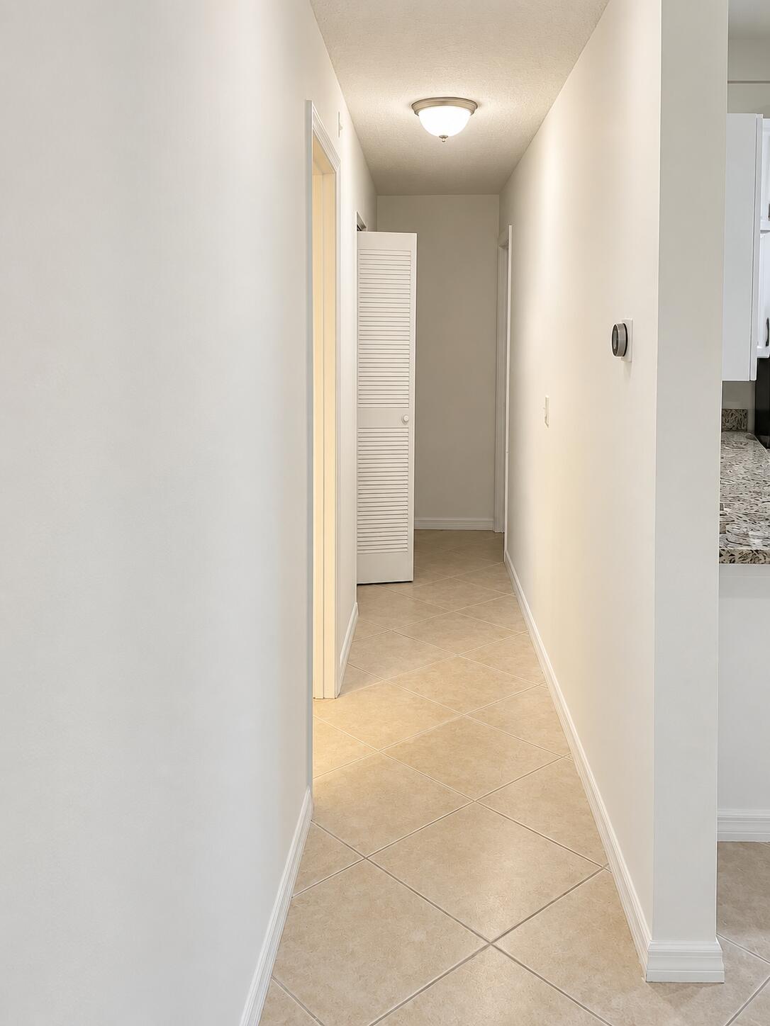 283 Springdale #28C, Palm Springs FL 33461