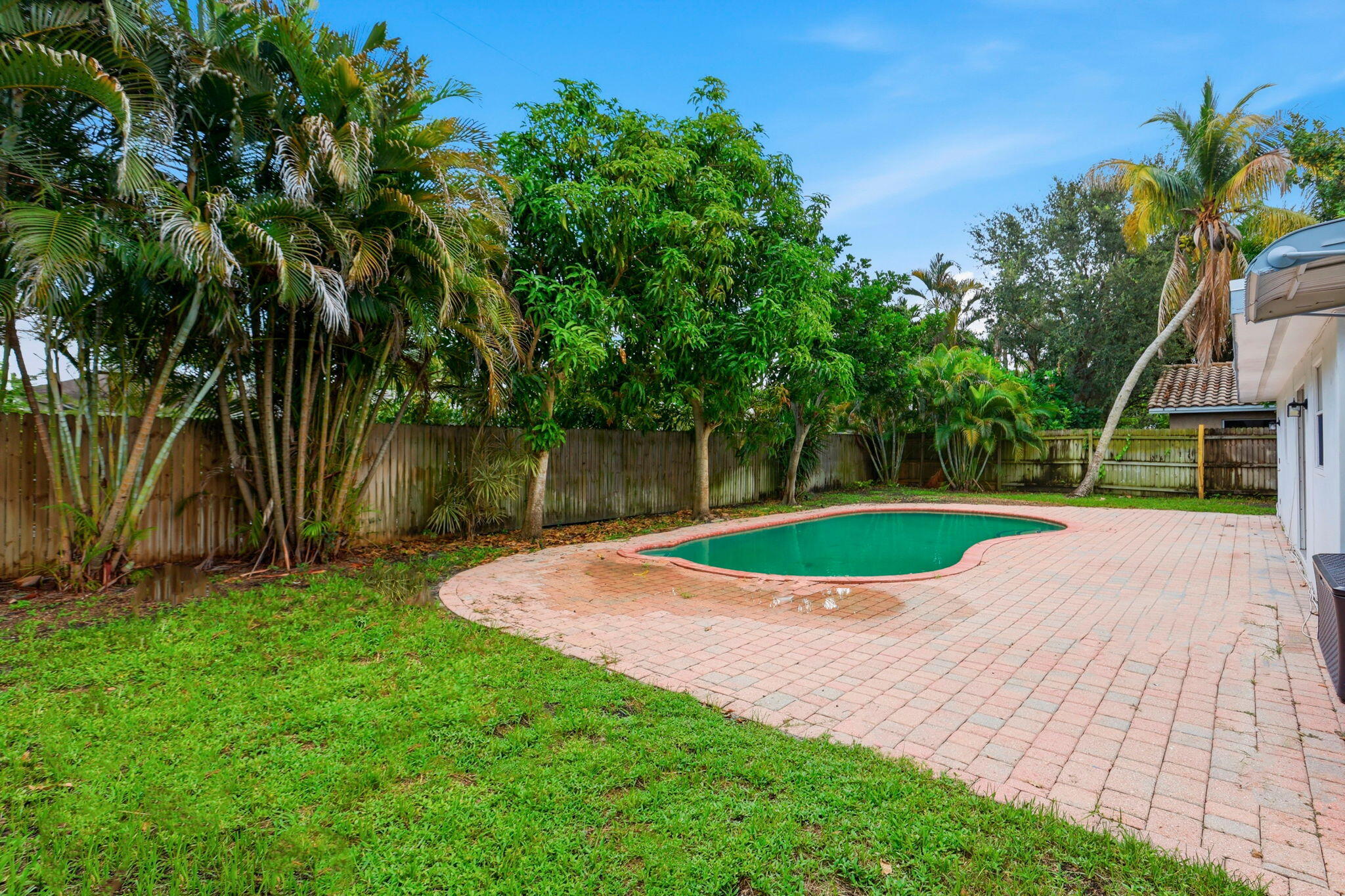 898 SW 10th, Boca Raton FL 33486