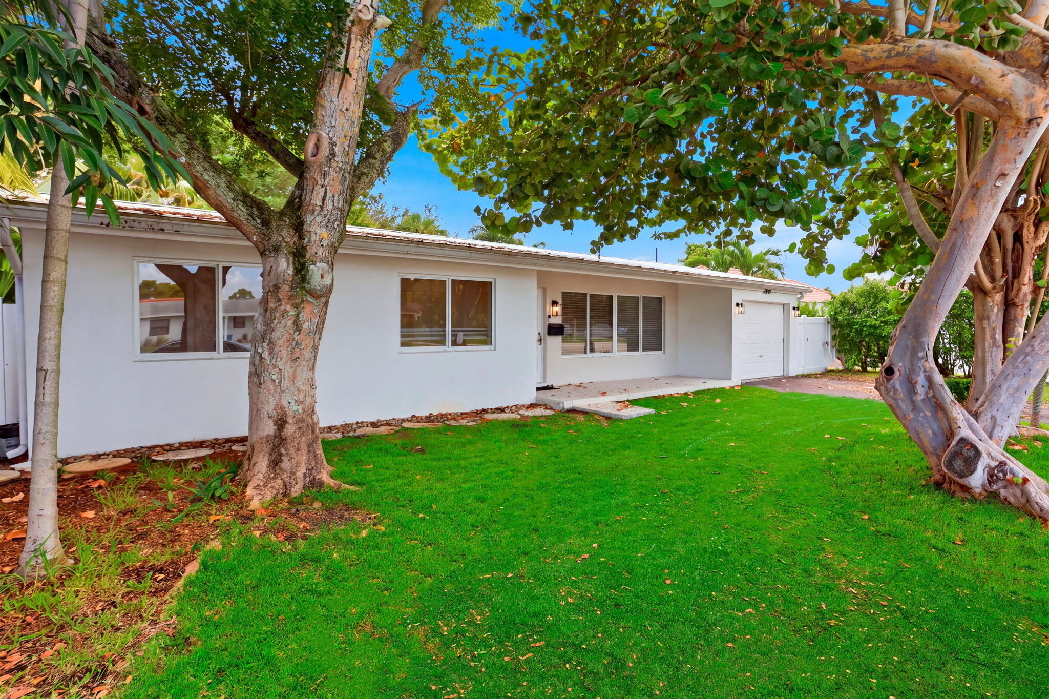 998 W CAMINO REAL, Boca Raton FL 33486