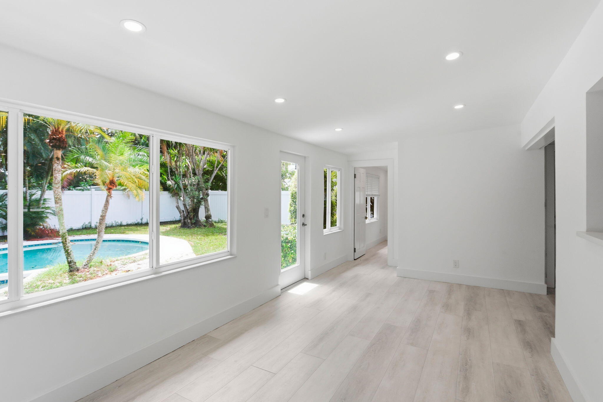 998 W CAMINO REAL, Boca Raton FL 33486