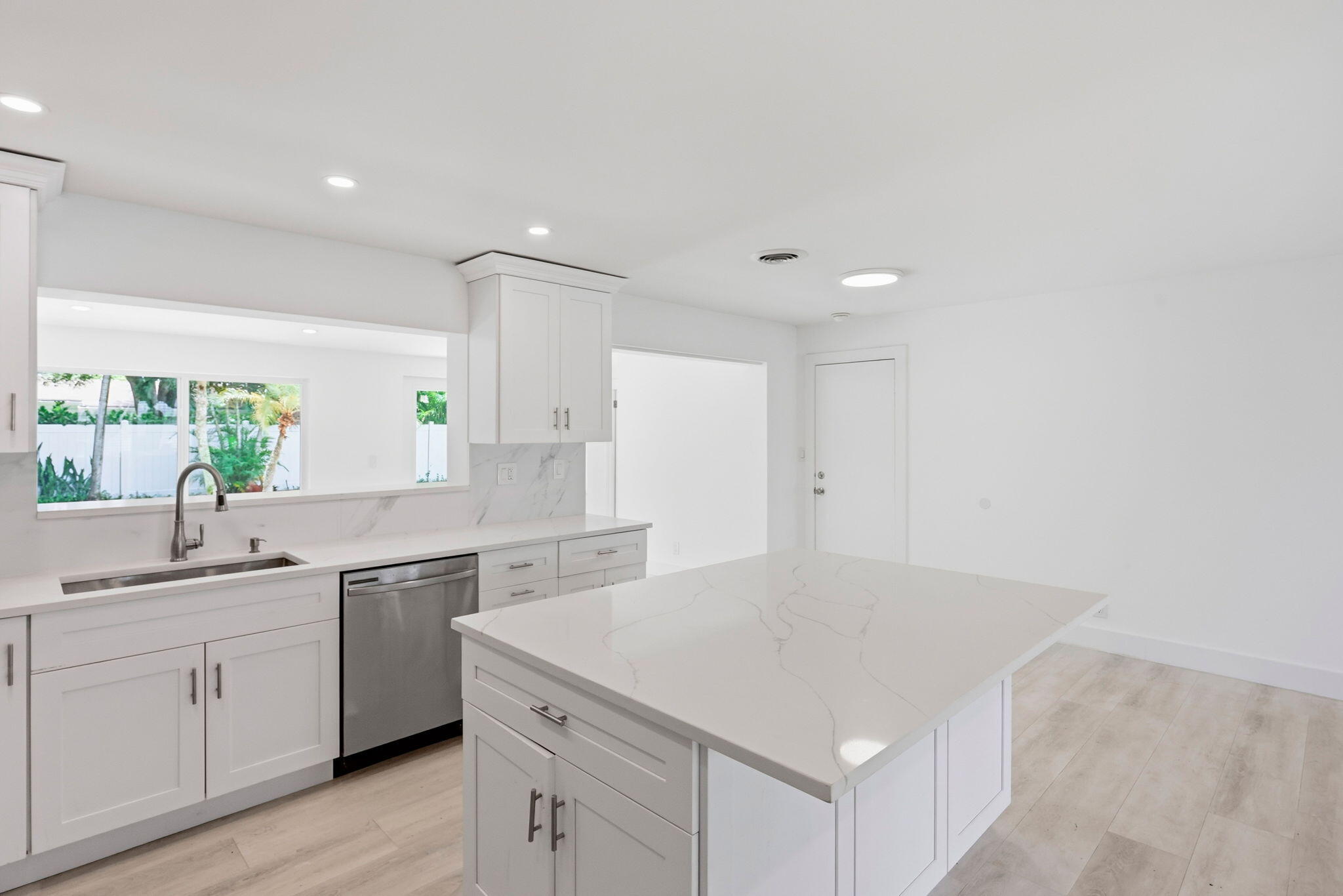998 W CAMINO REAL, Boca Raton FL 33486