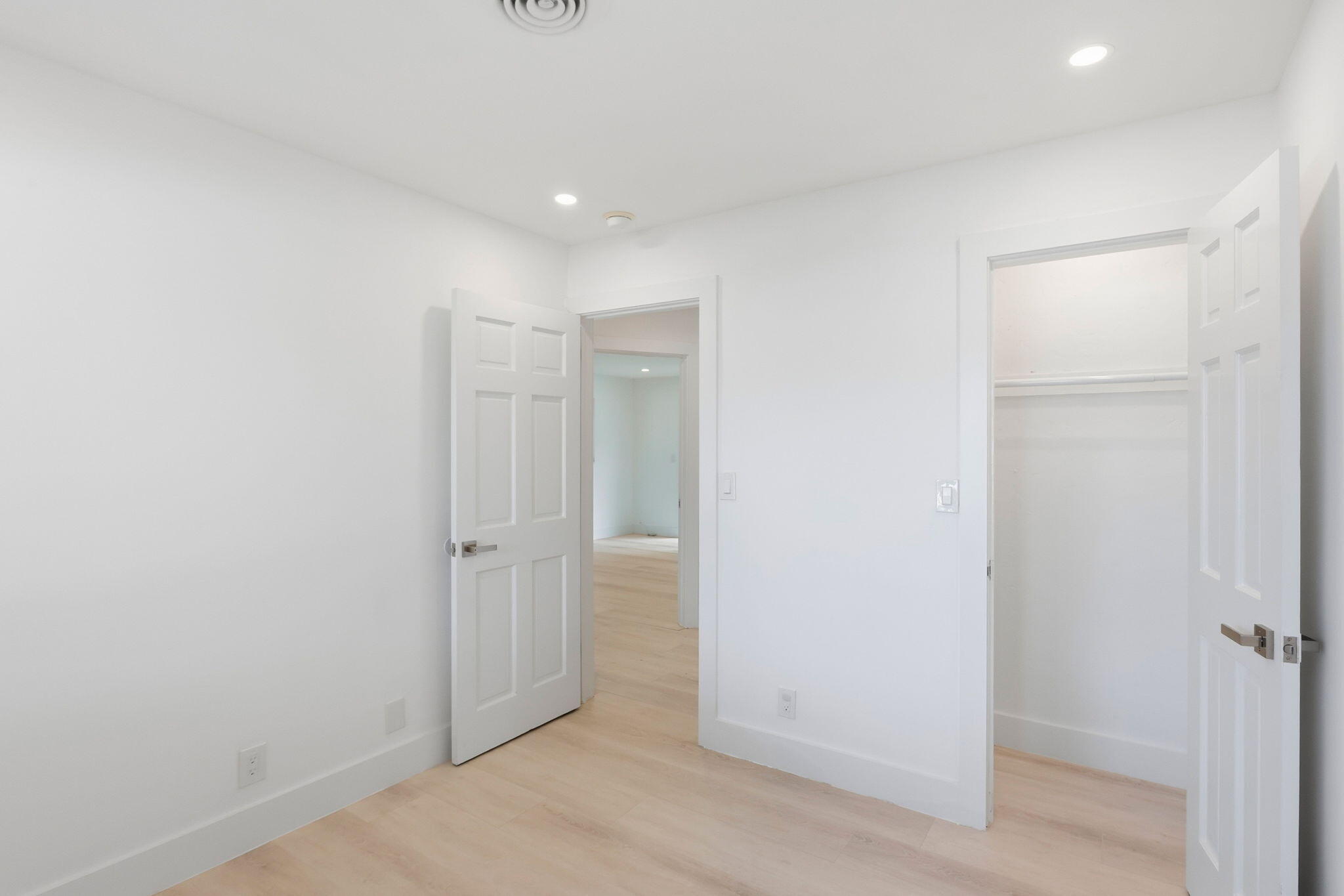 998 W CAMINO REAL, Boca Raton FL 33486