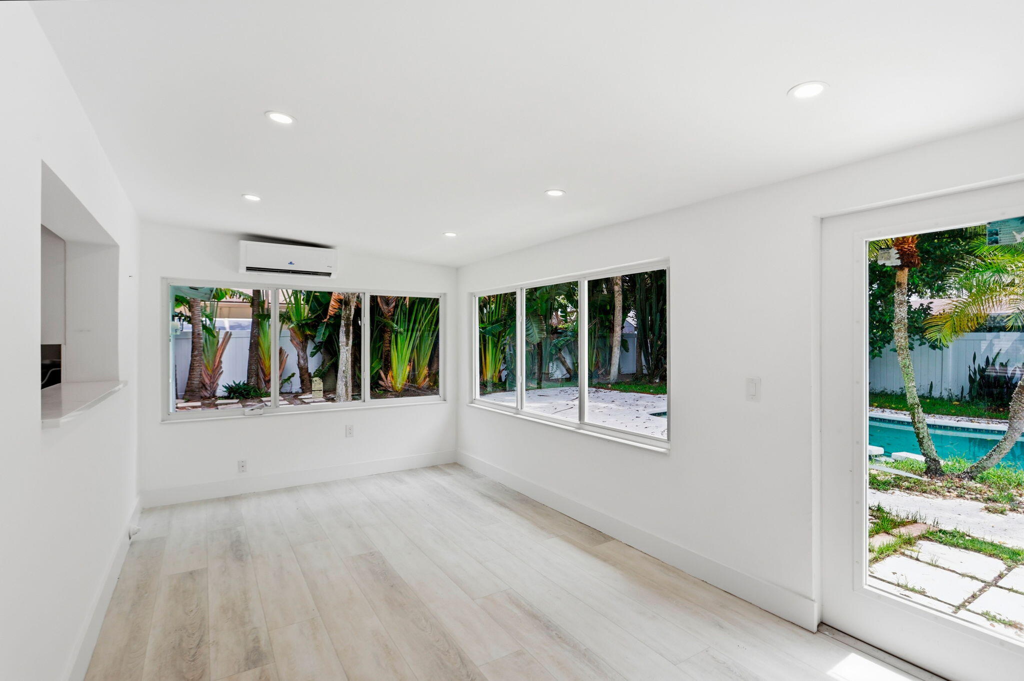 998 W CAMINO REAL, Boca Raton FL 33486