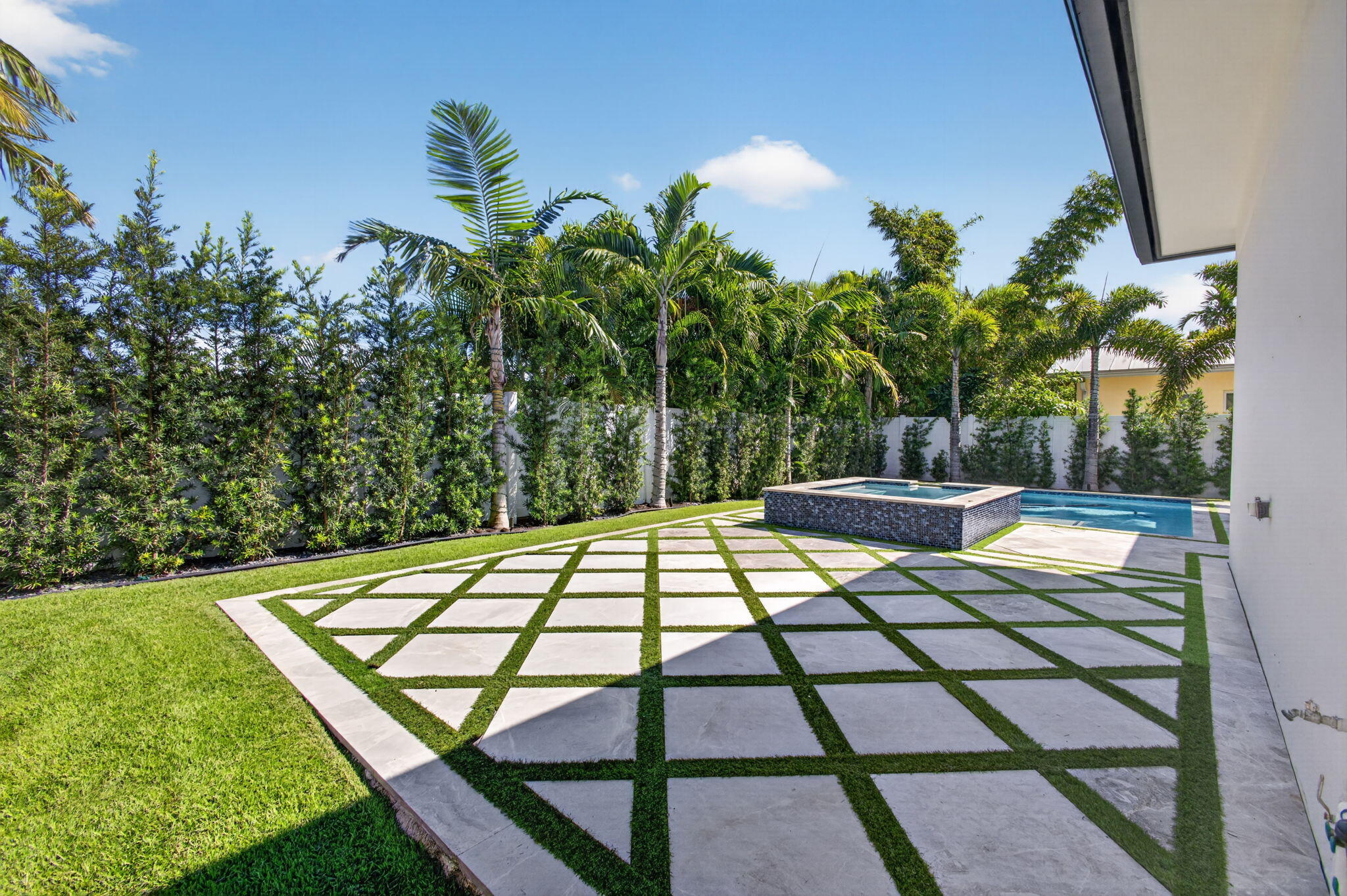 131 Edwards, Palm Beach Shores FL 33404