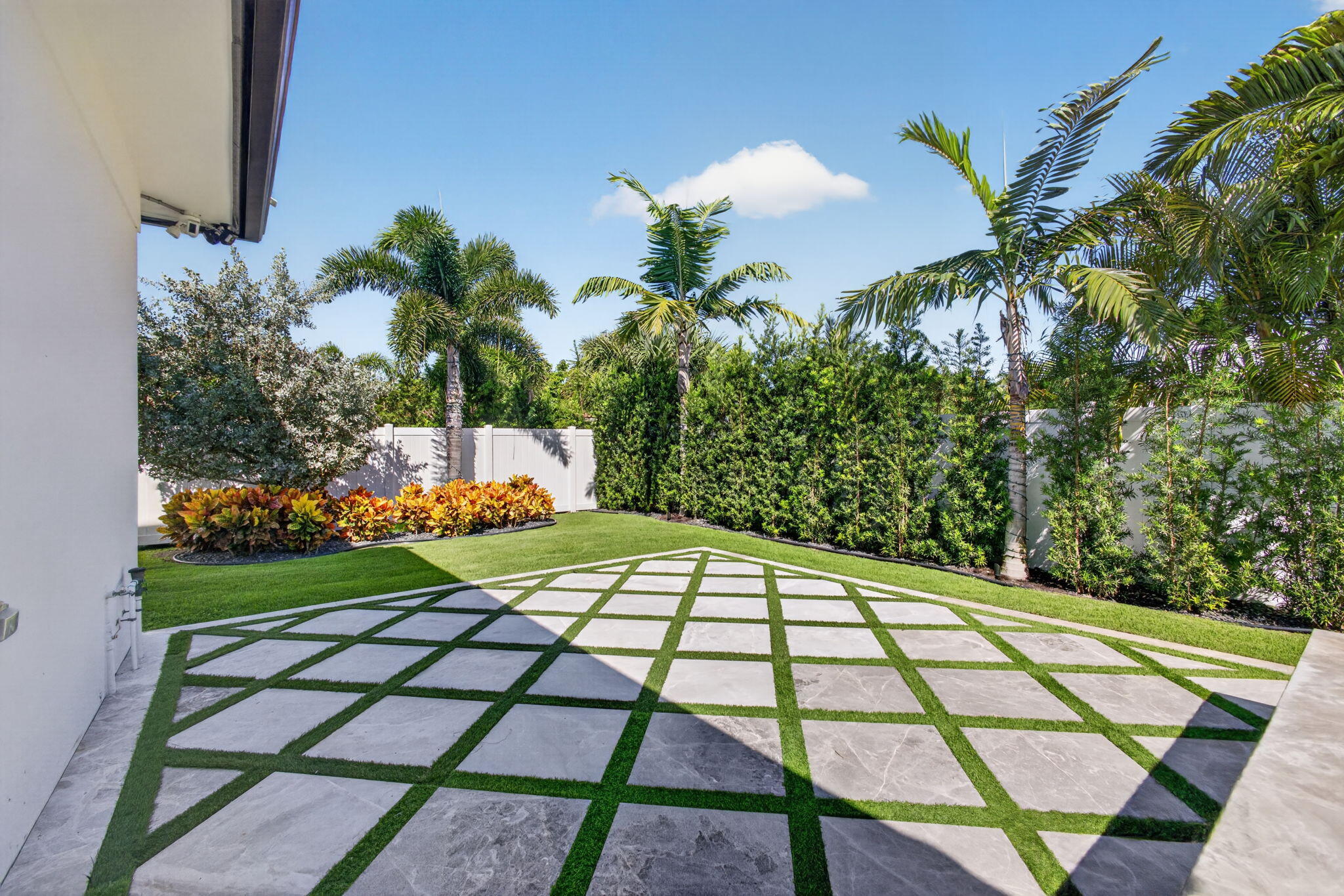 131 Edwards, Palm Beach Shores FL 33404