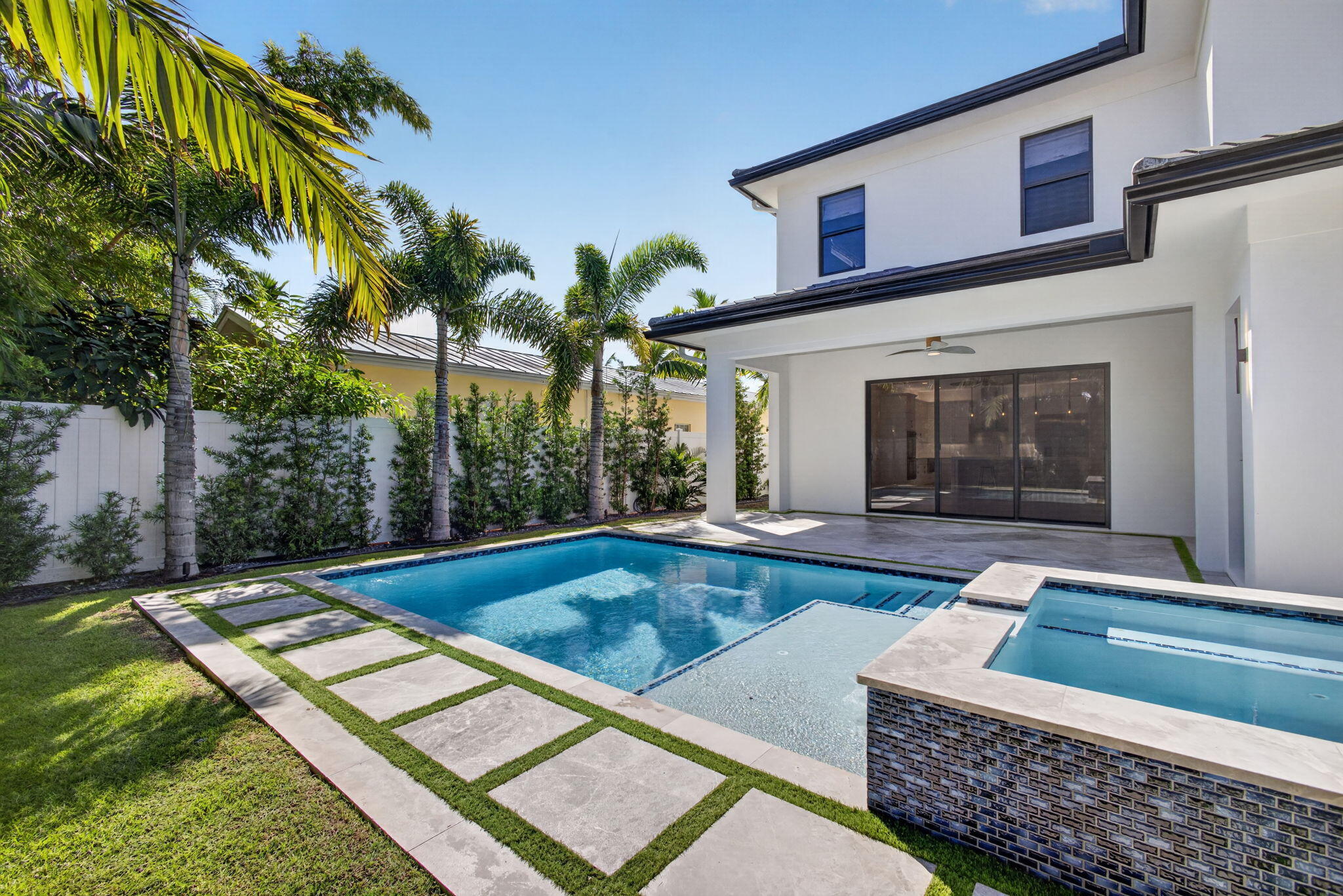 131 Edwards, Palm Beach Shores FL 33404