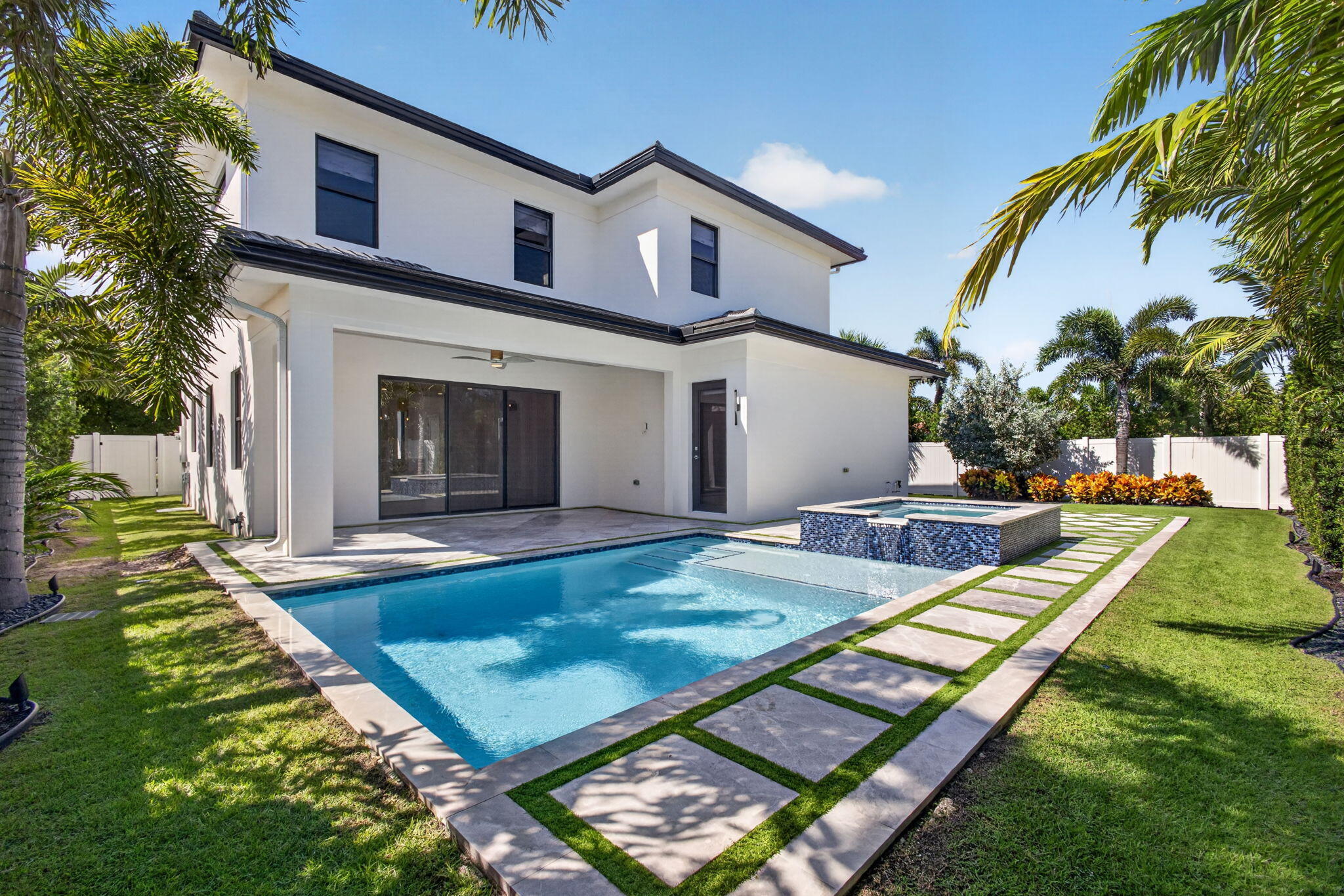 131 Edwards, Palm Beach Shores FL 33404