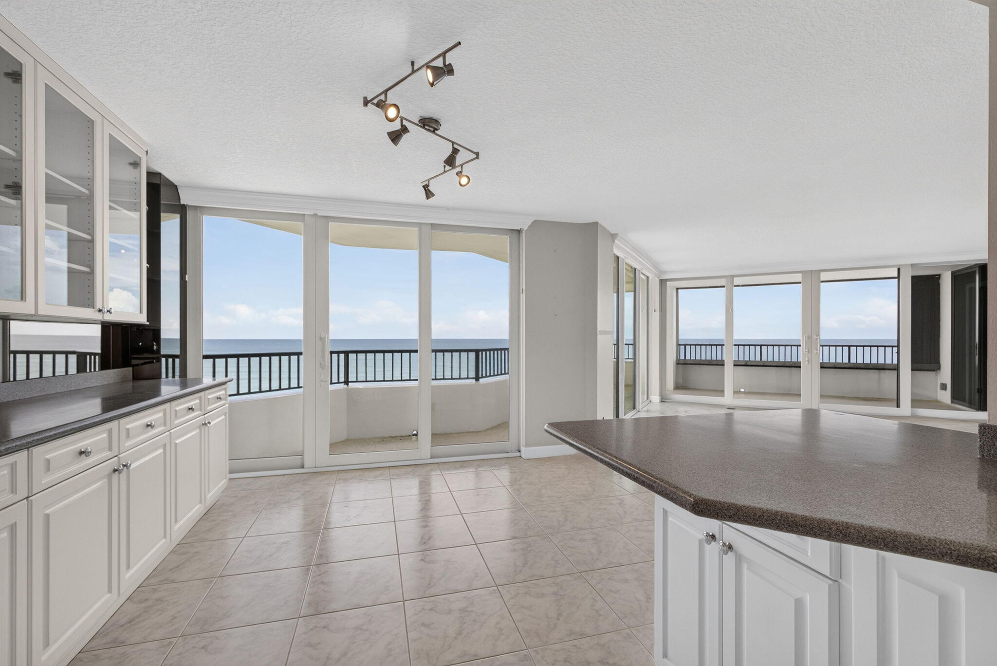 600 Ocean #9A, Juno Beach FL 33408