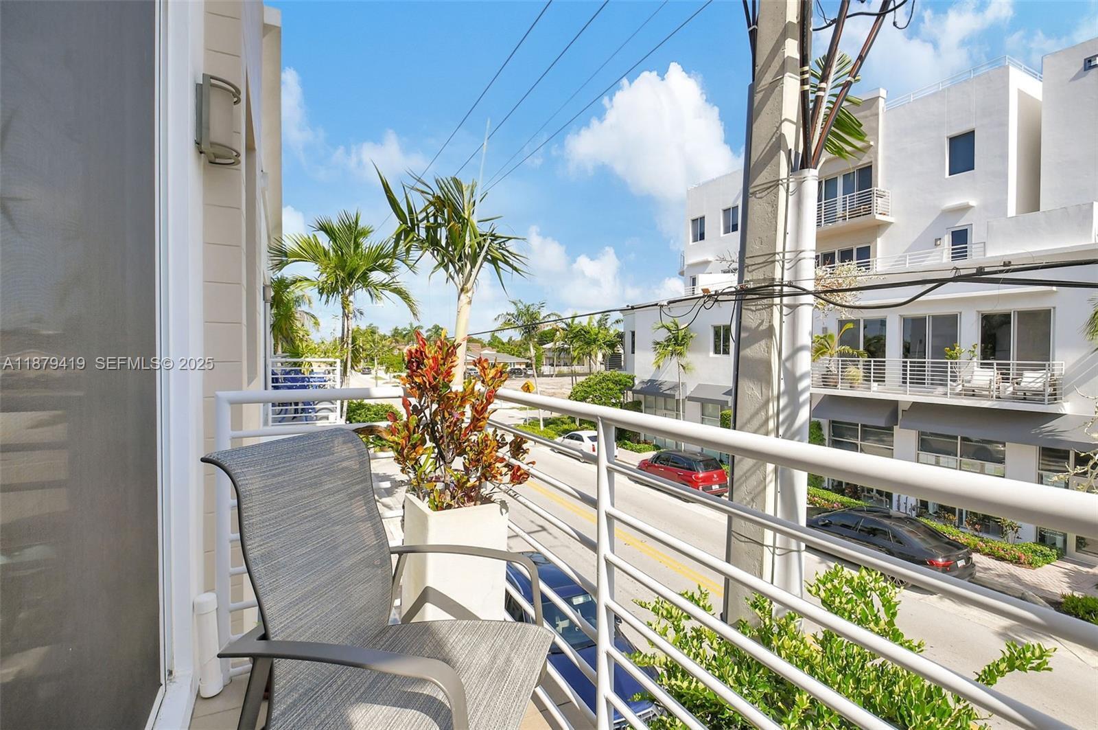 110 SE 2ND #203, Delray Beach FL 33444