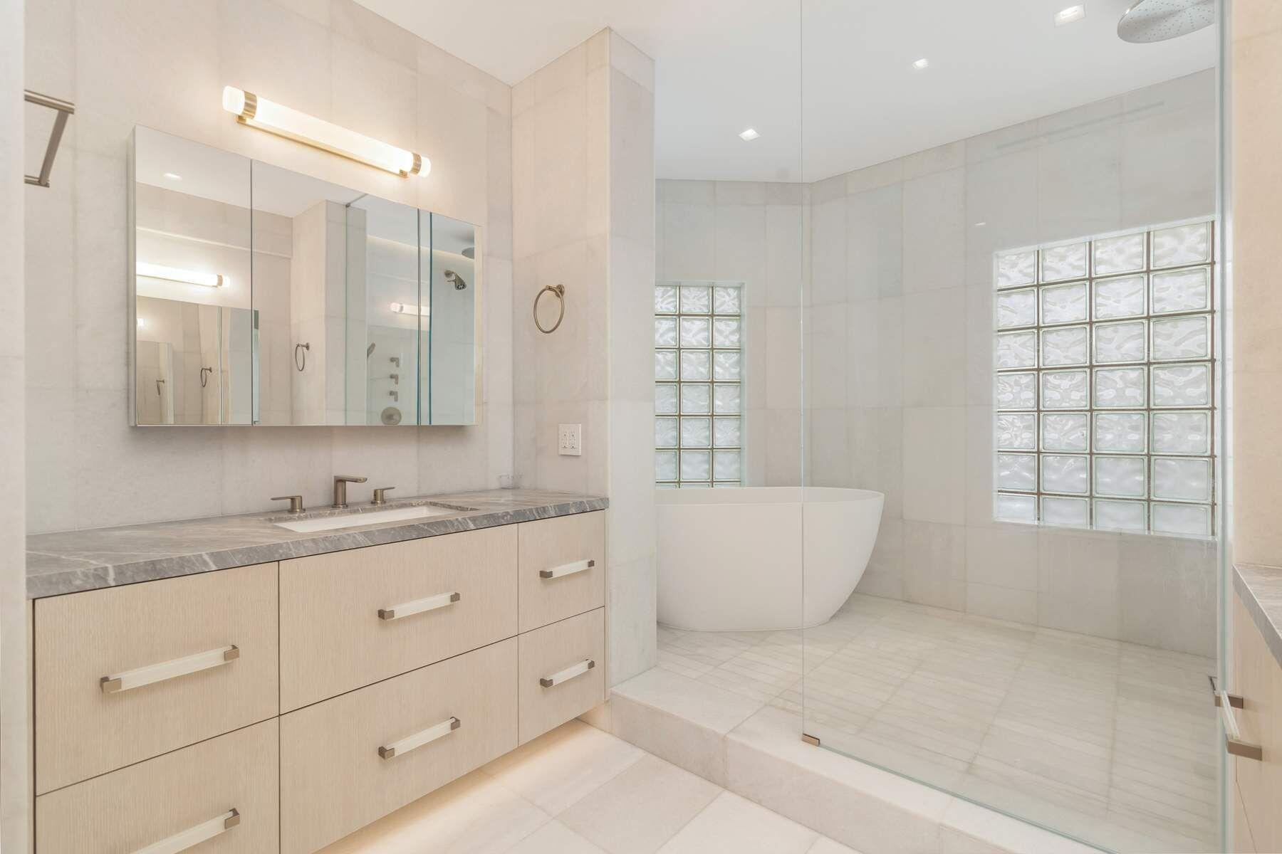 2000 S Ocean #S-507, Palm Beach FL 33480