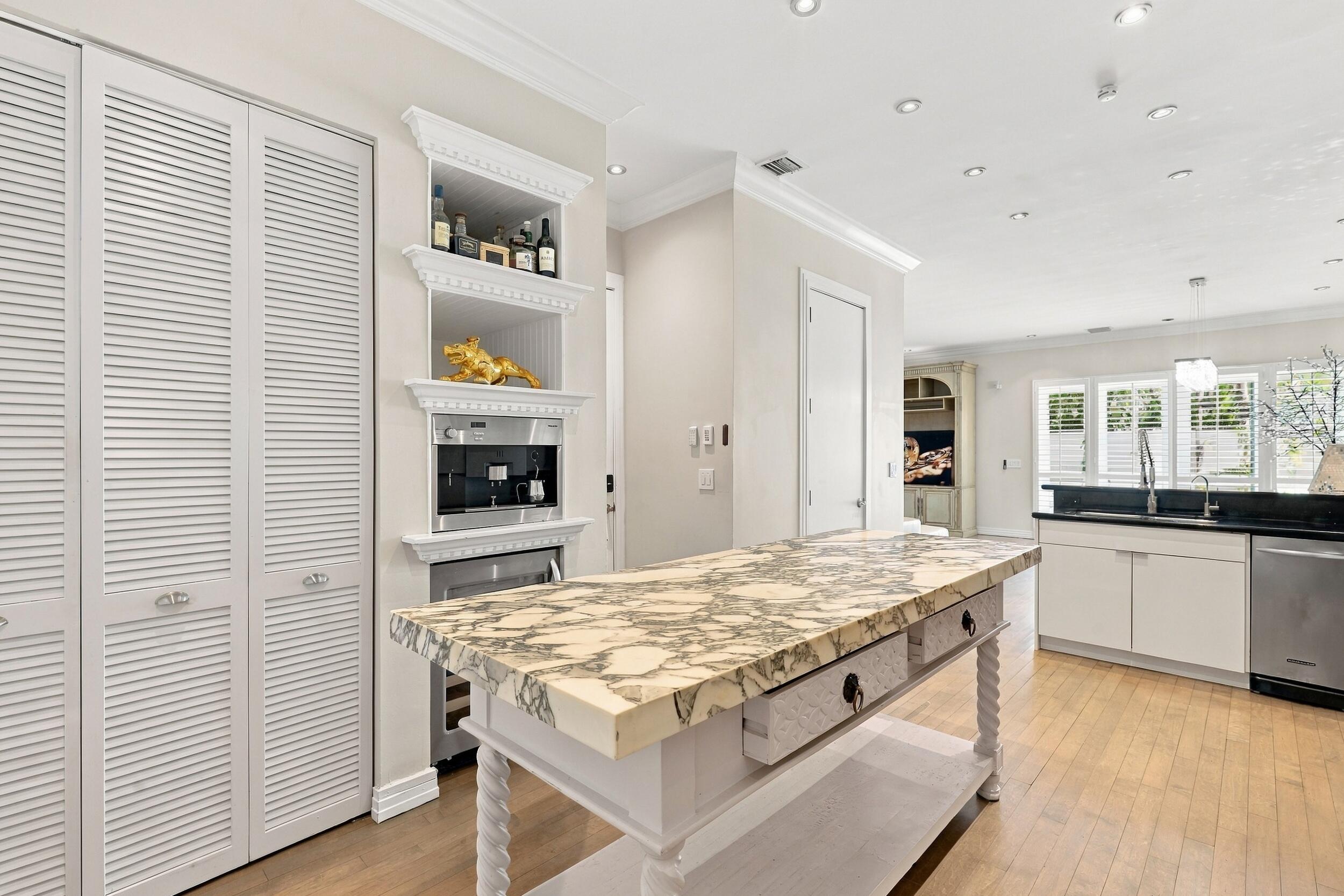 1431 SE 2ND, Fort Lauderdale FL 33301