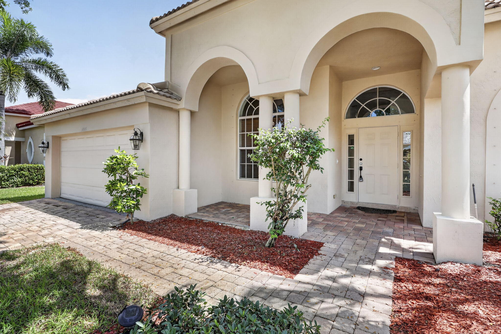 4003 W Hamilton, West Palm Beach FL 33411