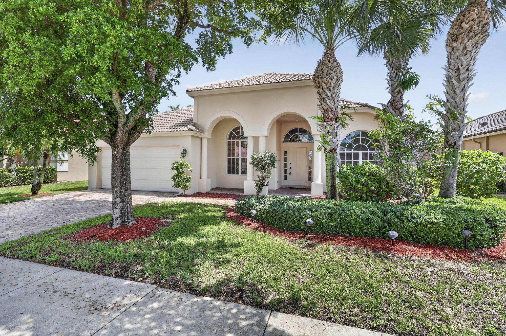 4003 W Hamilton, West Palm Beach FL 33411
