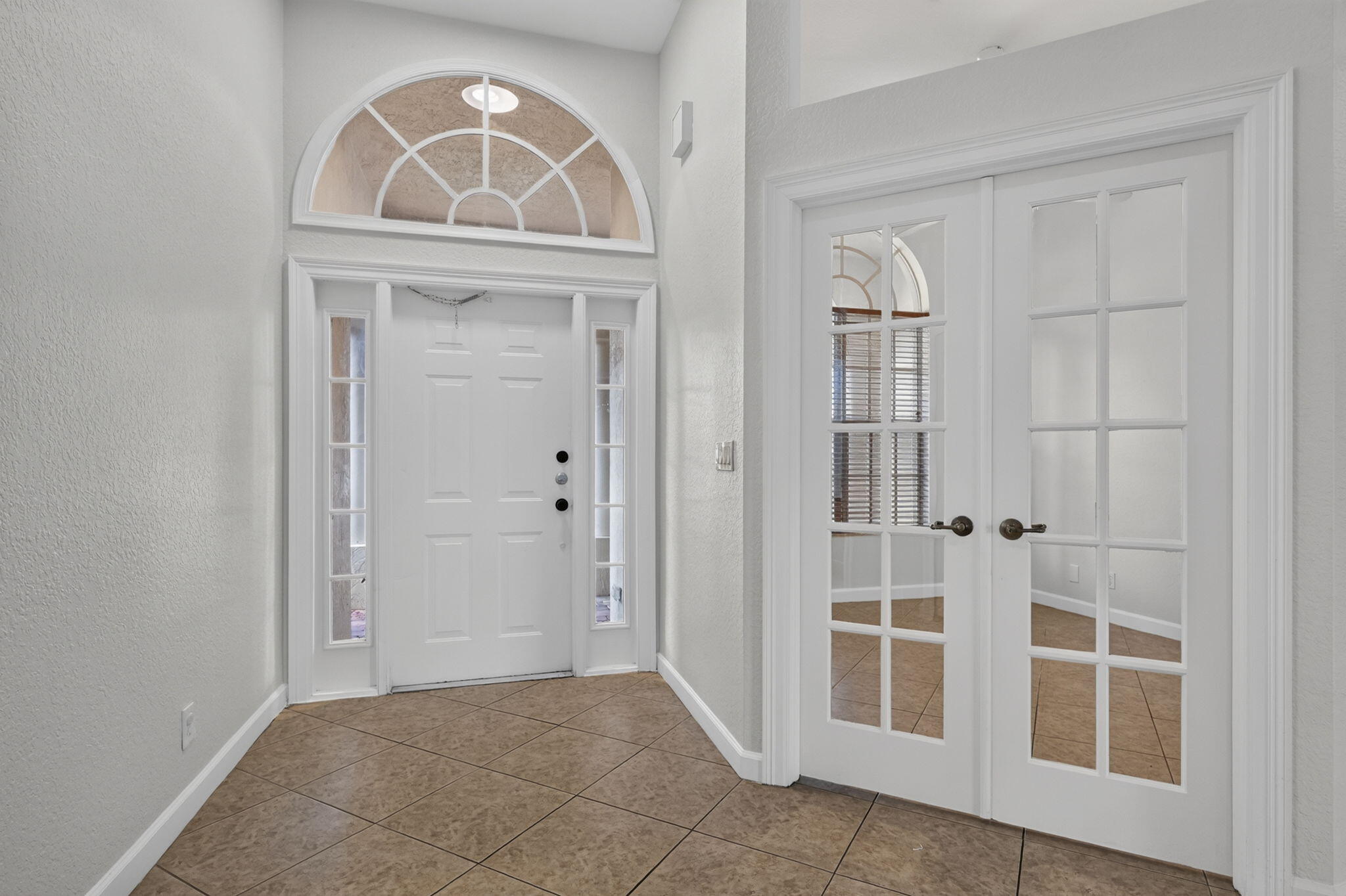 4003 W Hamilton, West Palm Beach FL 33411