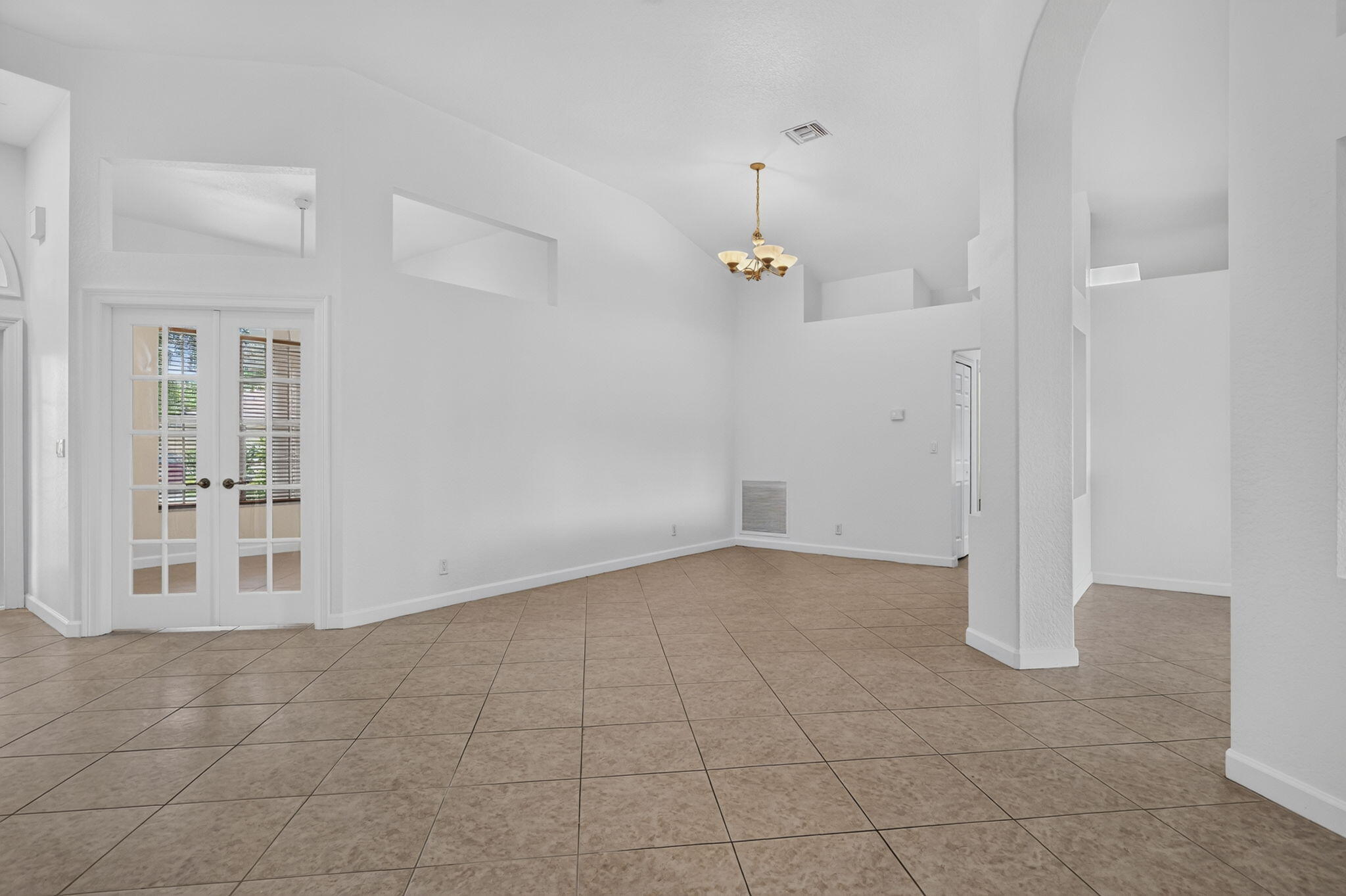 4003 W Hamilton, West Palm Beach FL 33411