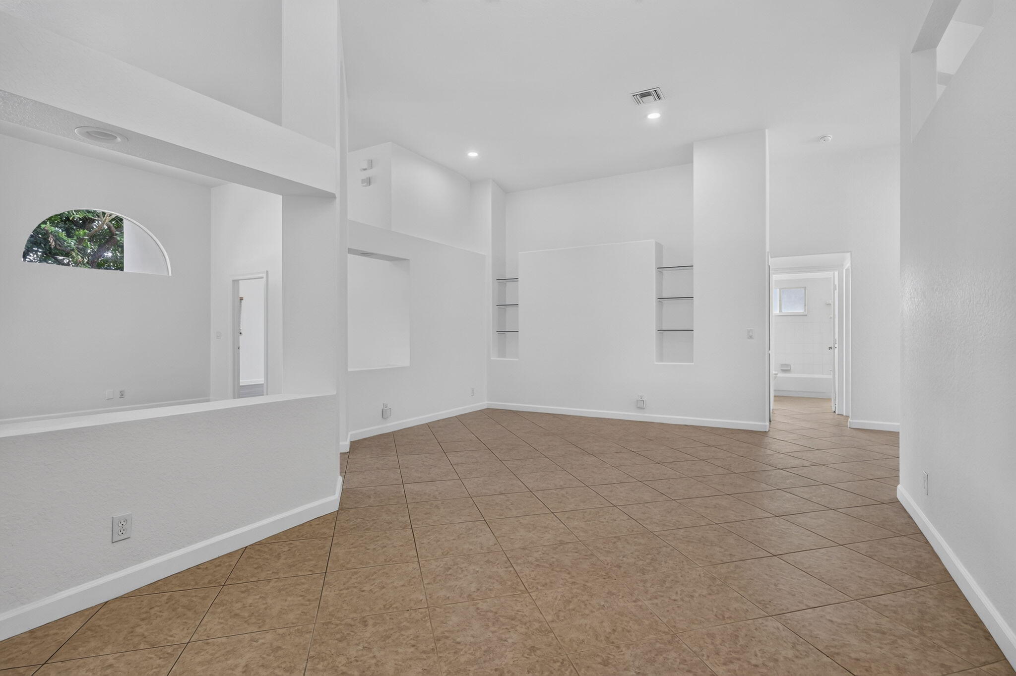 4003 W Hamilton, West Palm Beach FL 33411