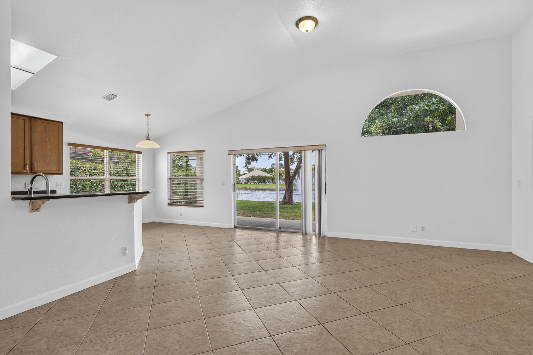 4003 W Hamilton, West Palm Beach FL 33411