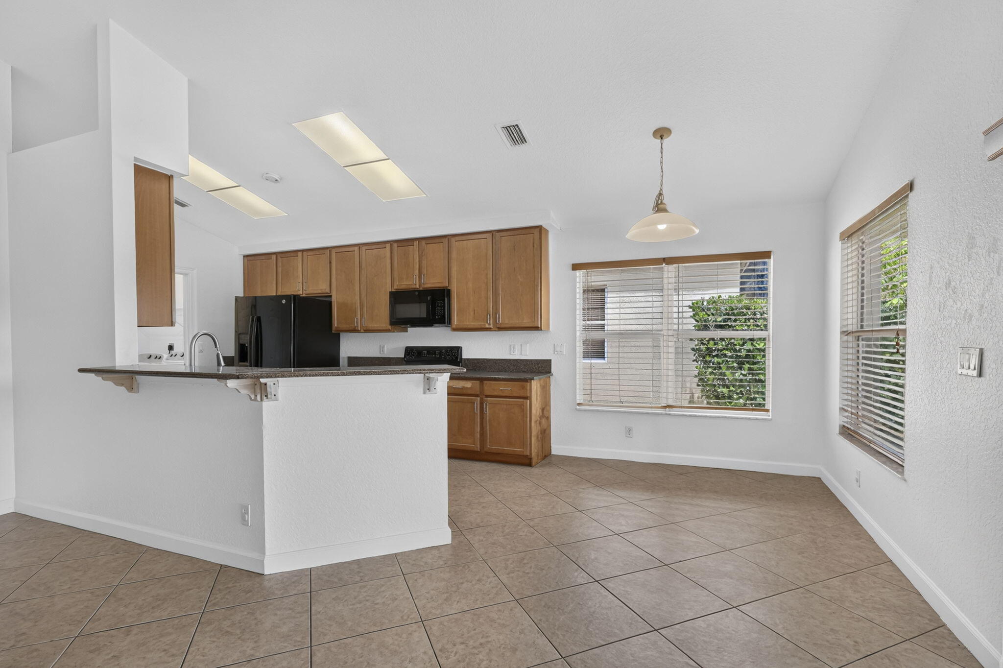 4003 W Hamilton, West Palm Beach FL 33411