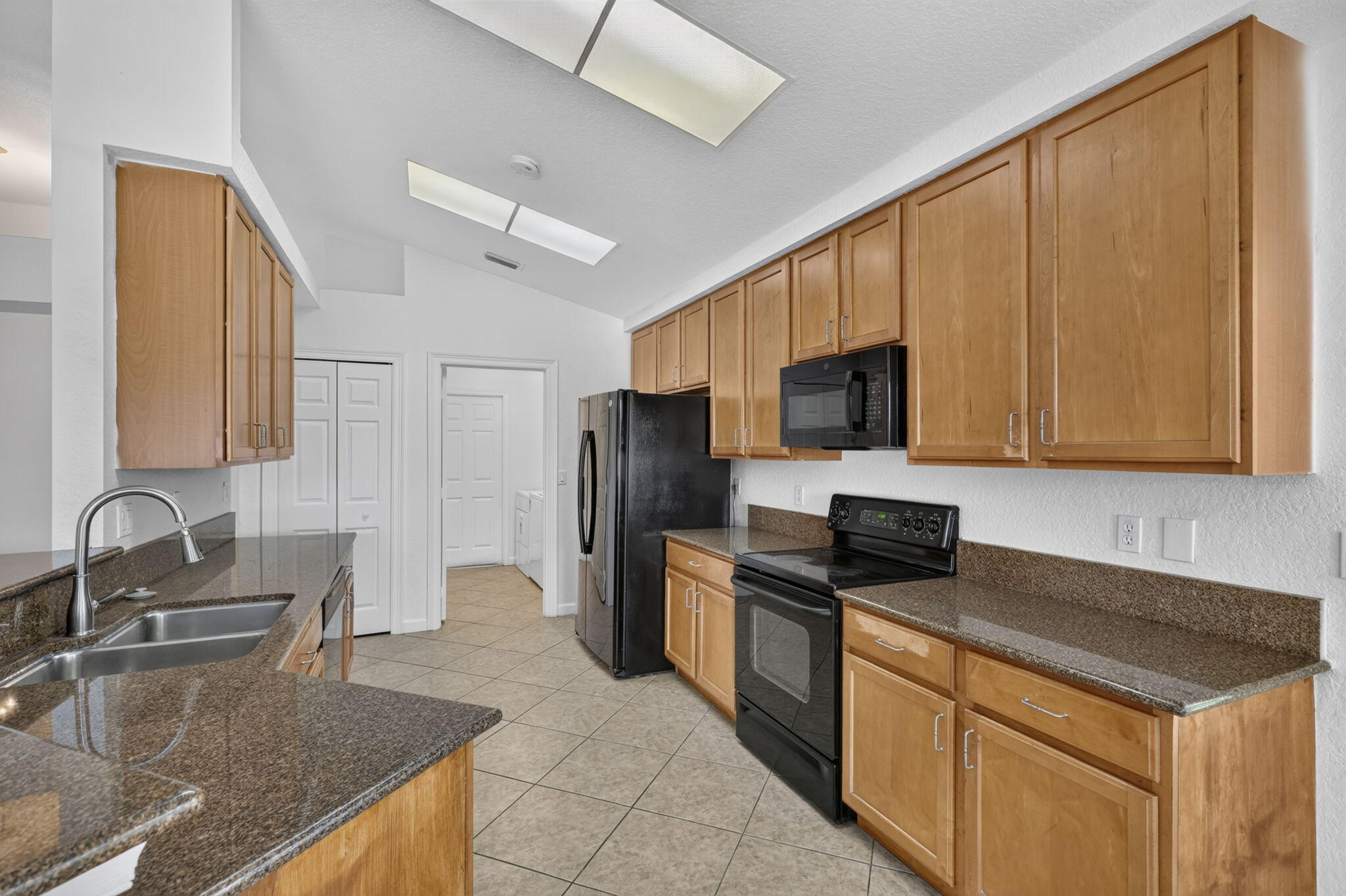 4003 W Hamilton, West Palm Beach FL 33411