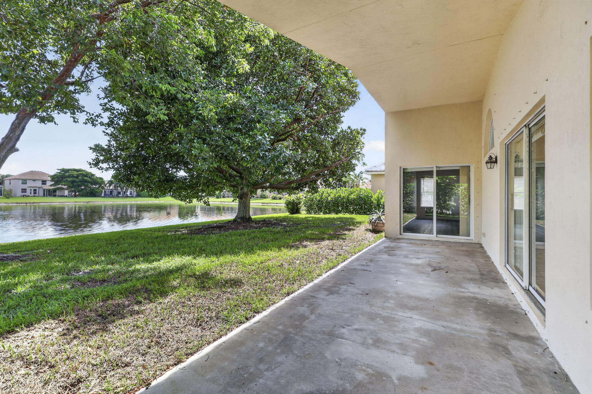 4003 W Hamilton, West Palm Beach FL 33411