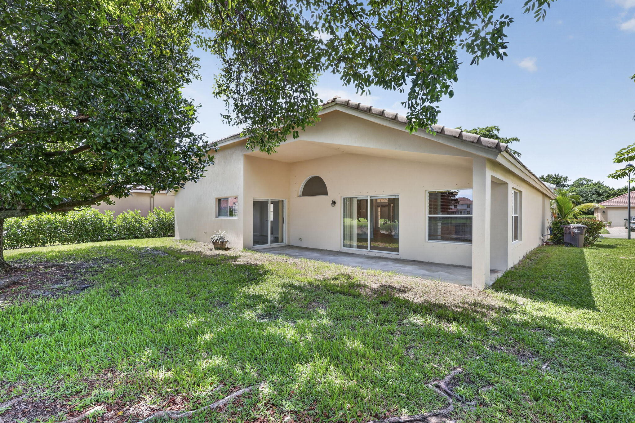 4003 W Hamilton, West Palm Beach FL 33411
