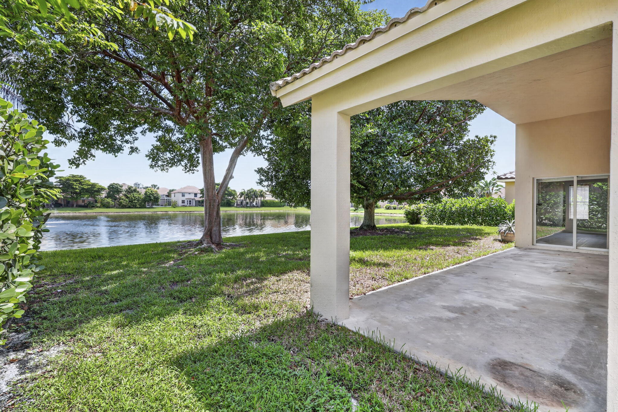 4003 W Hamilton, West Palm Beach FL 33411