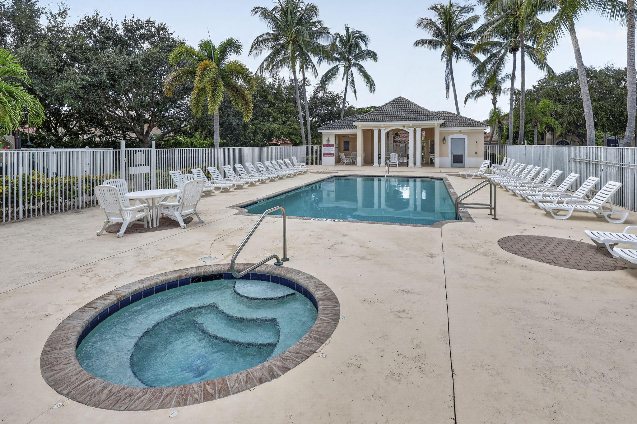 4003 W Hamilton, West Palm Beach FL 33411