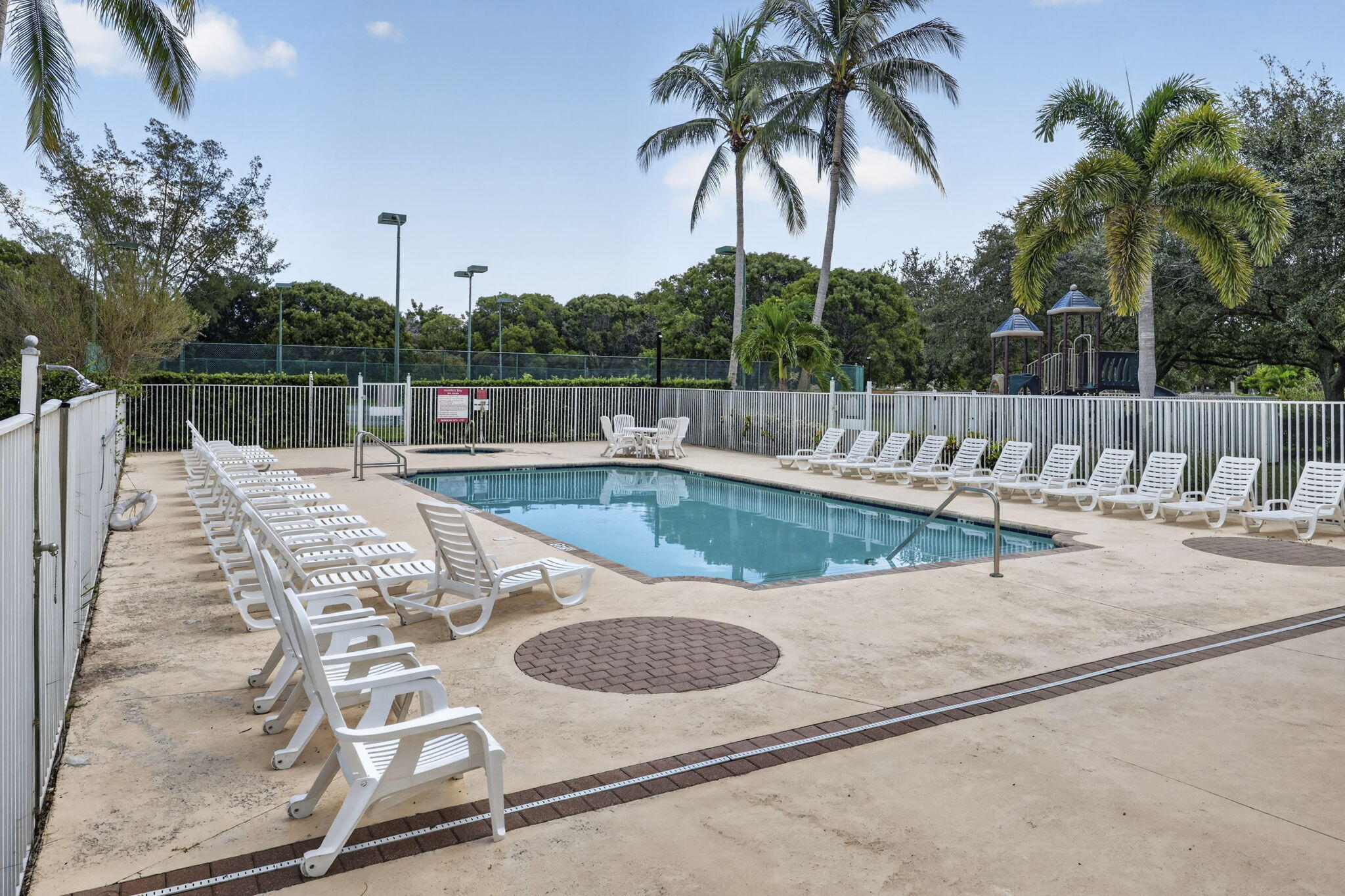 4003 W Hamilton, West Palm Beach FL 33411