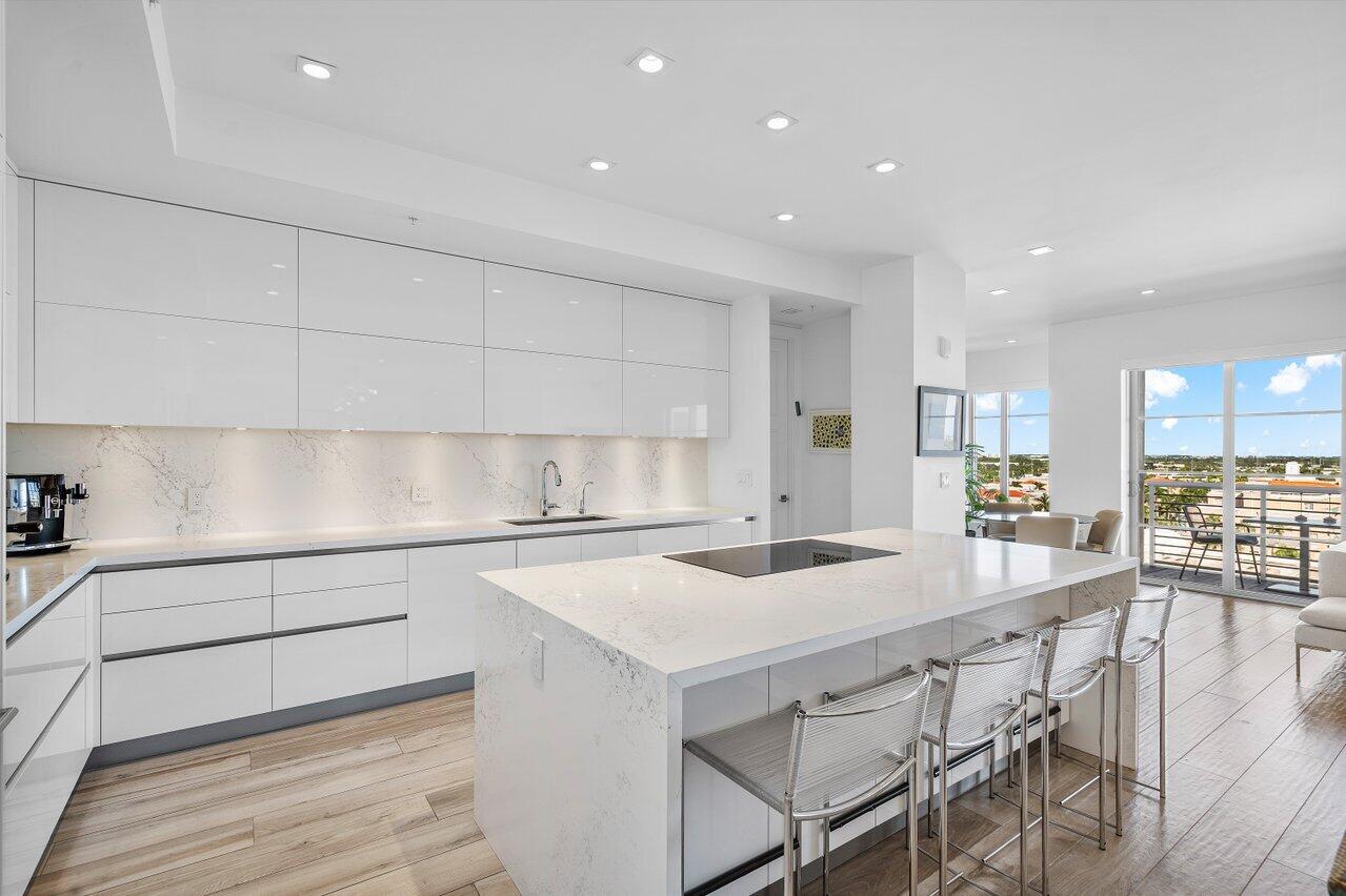 155 E Boca Raton #1015, Boca Raton FL 33432