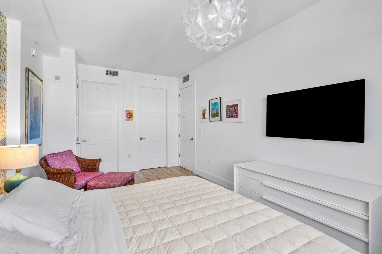 155 E Boca Raton #1015, Boca Raton FL 33432