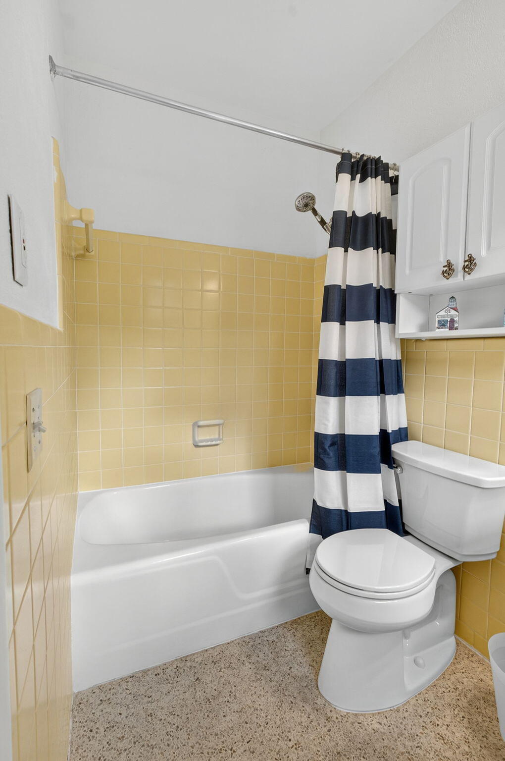 1206 DOLPHIN, Singer Island FL 33404