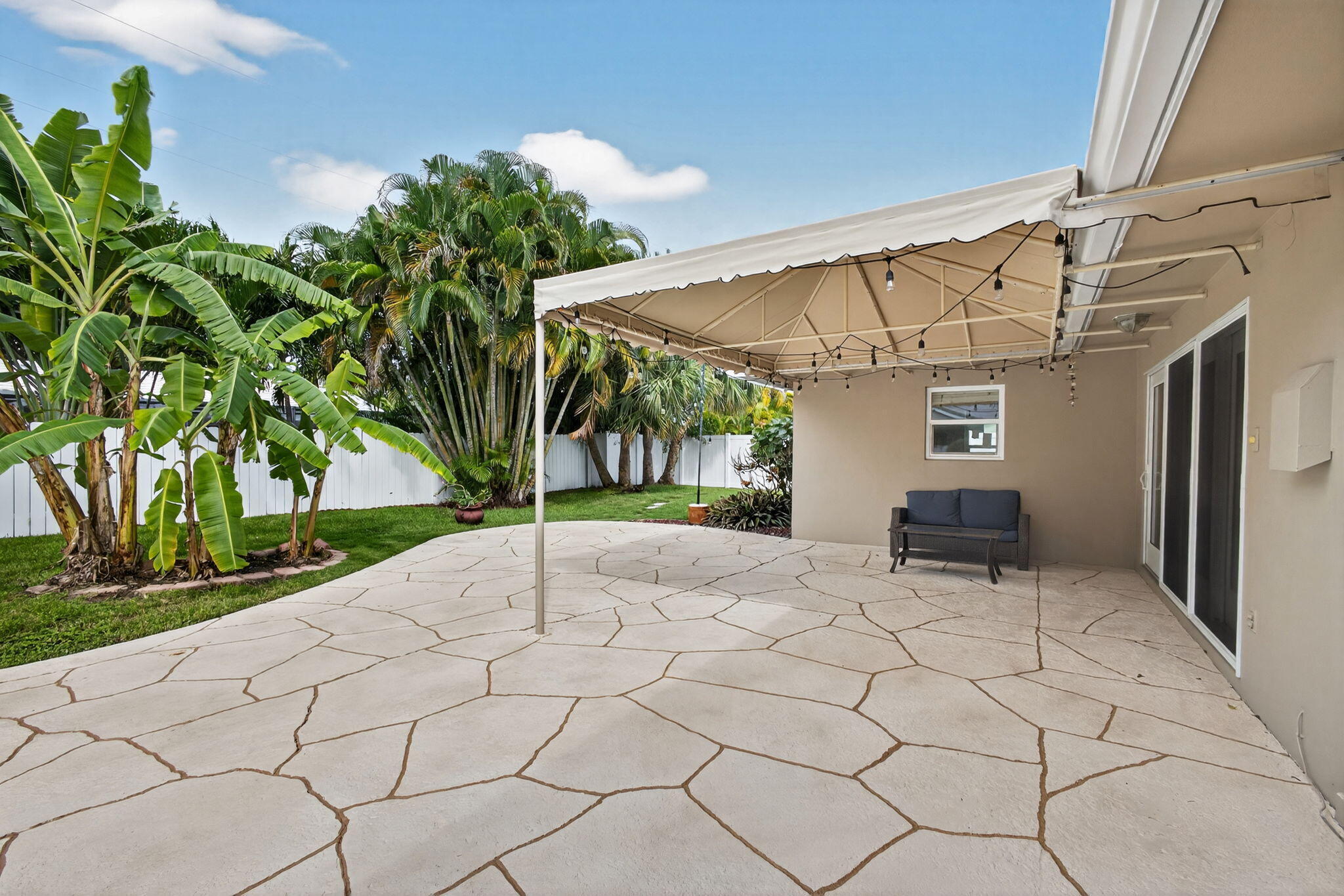 1206 DOLPHIN, Singer Island FL 33404