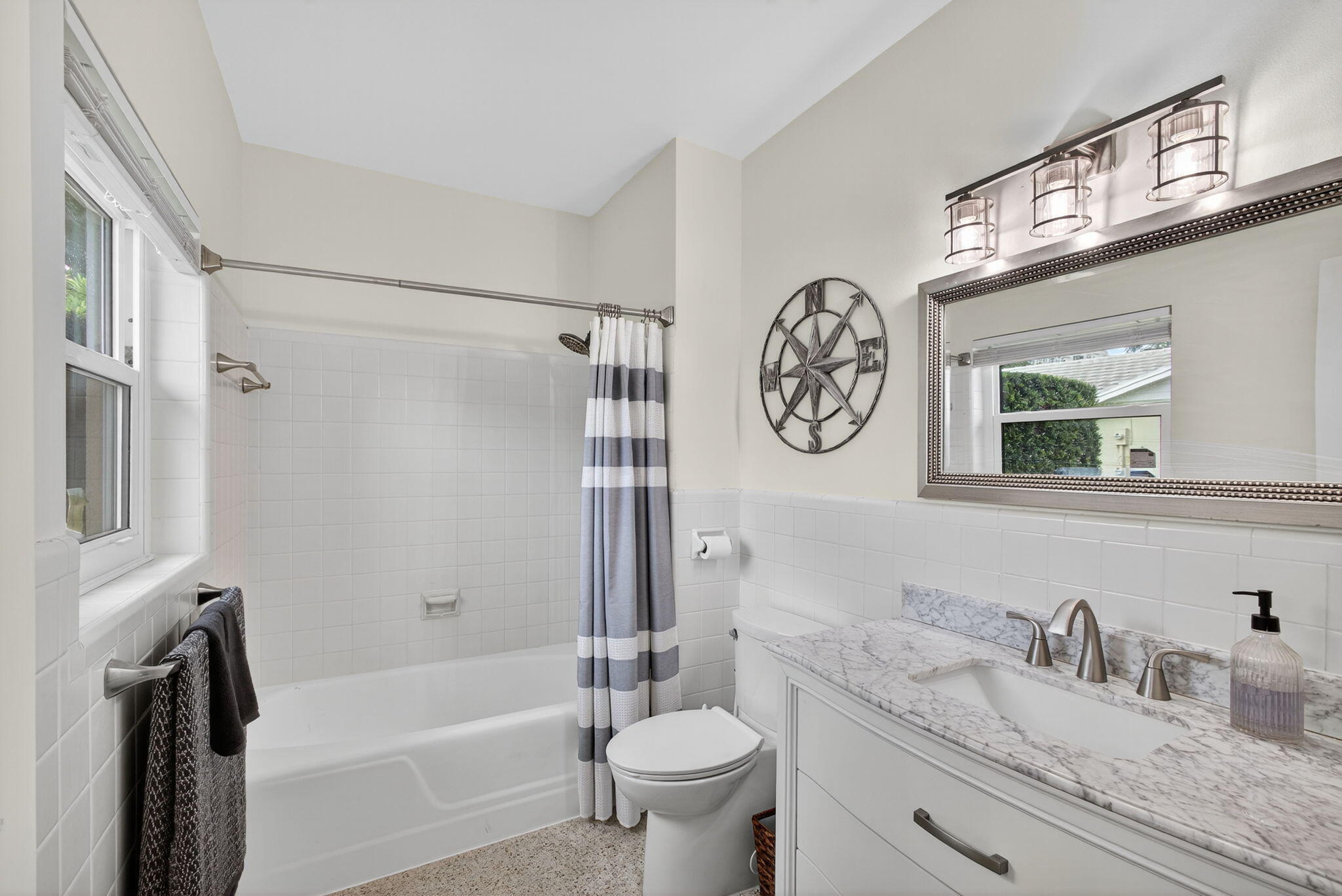 1206 DOLPHIN, Singer Island FL 33404