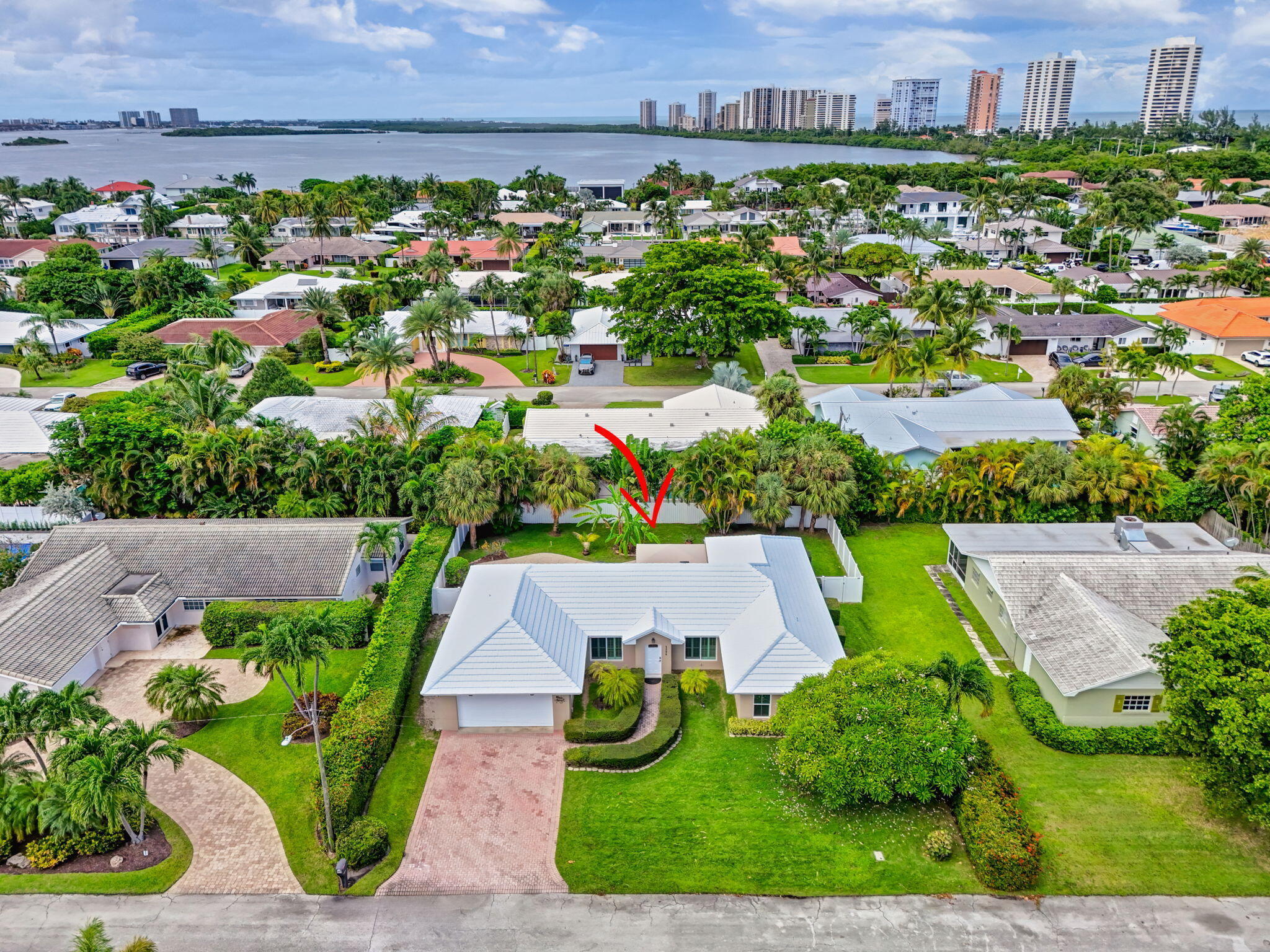 1206 DOLPHIN, Singer Island FL 33404