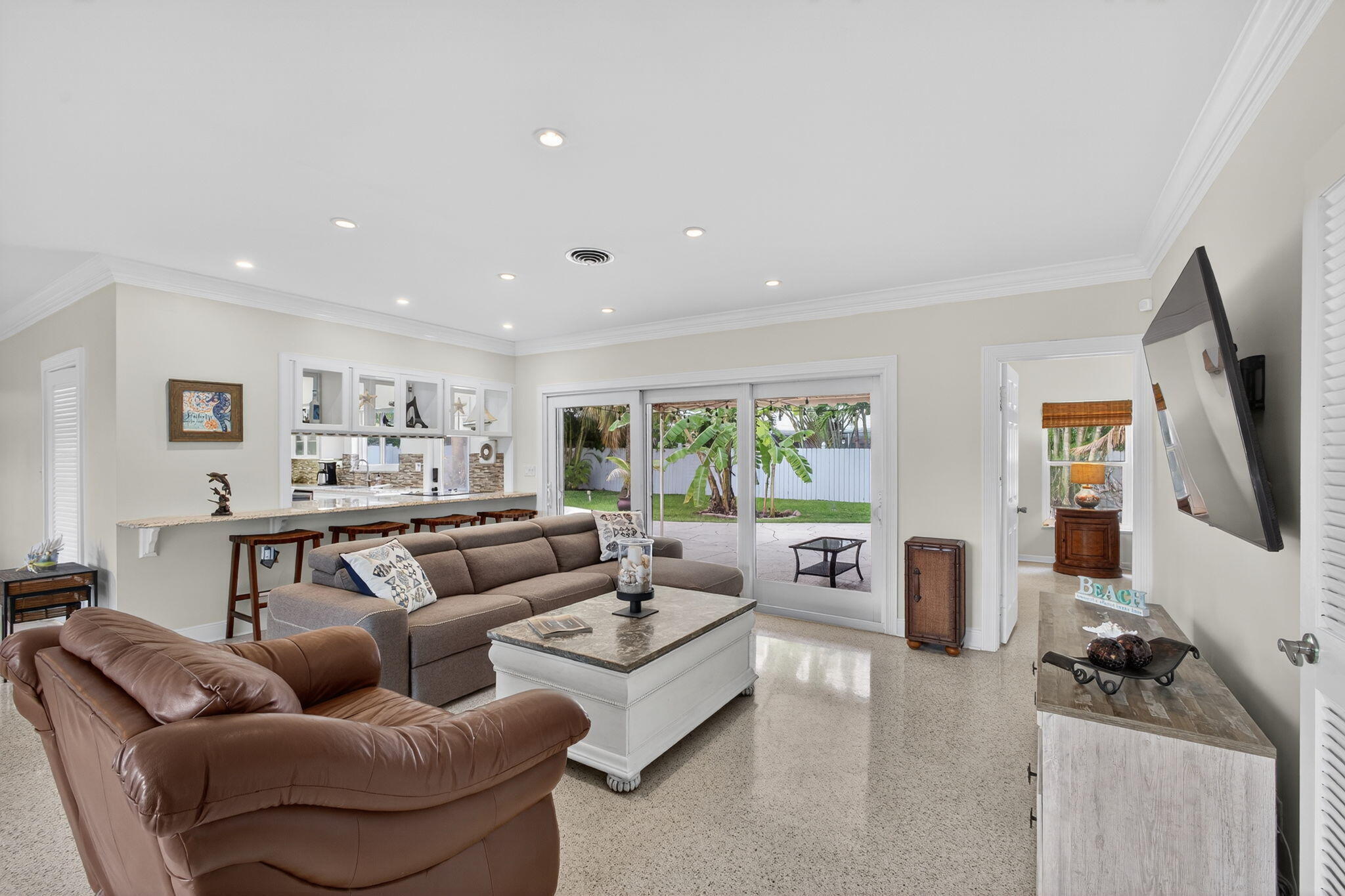 1206 DOLPHIN, Singer Island FL 33404