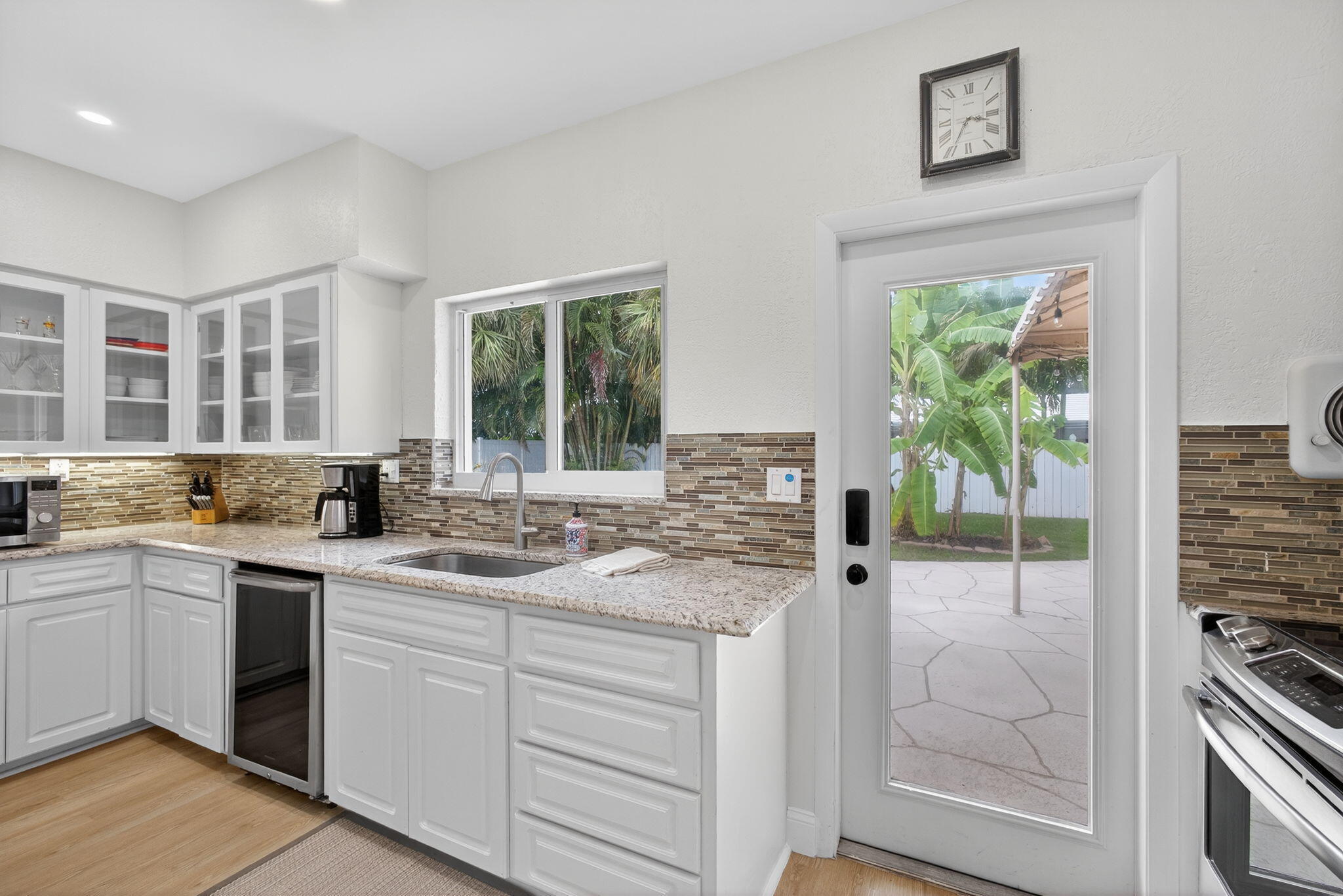 1206 DOLPHIN, Singer Island FL 33404