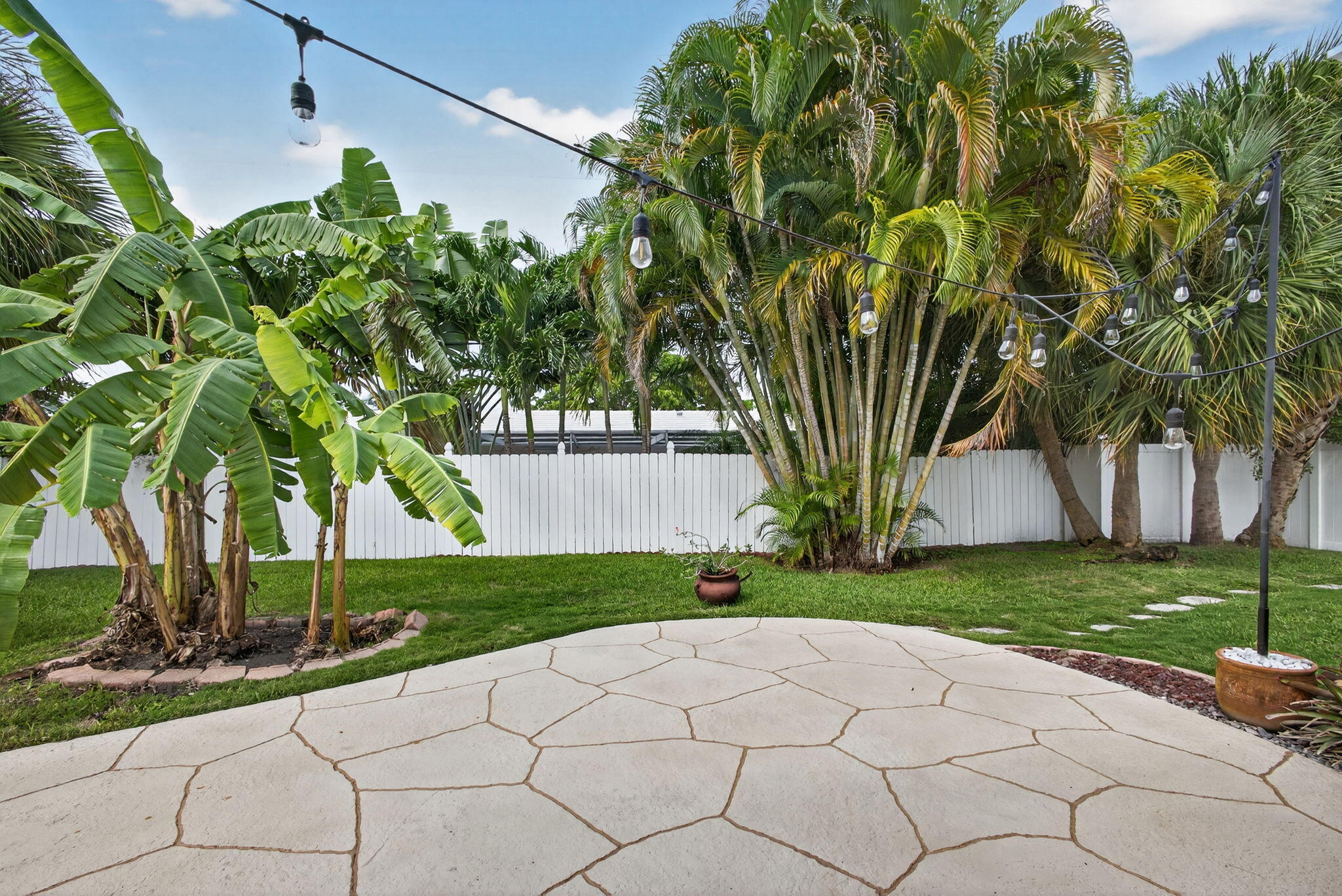 1206 DOLPHIN, Singer Island FL 33404