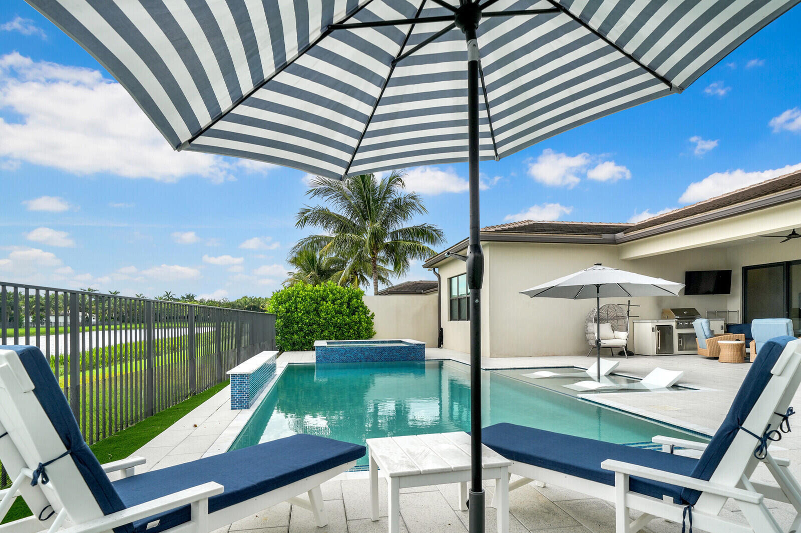8816 Skyward, Boca Raton FL 33496