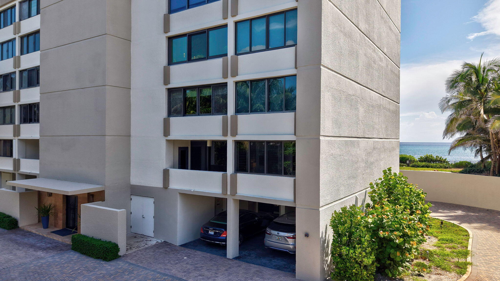 6885 N OCEAN #1010, Ocean Ridge FL 33435