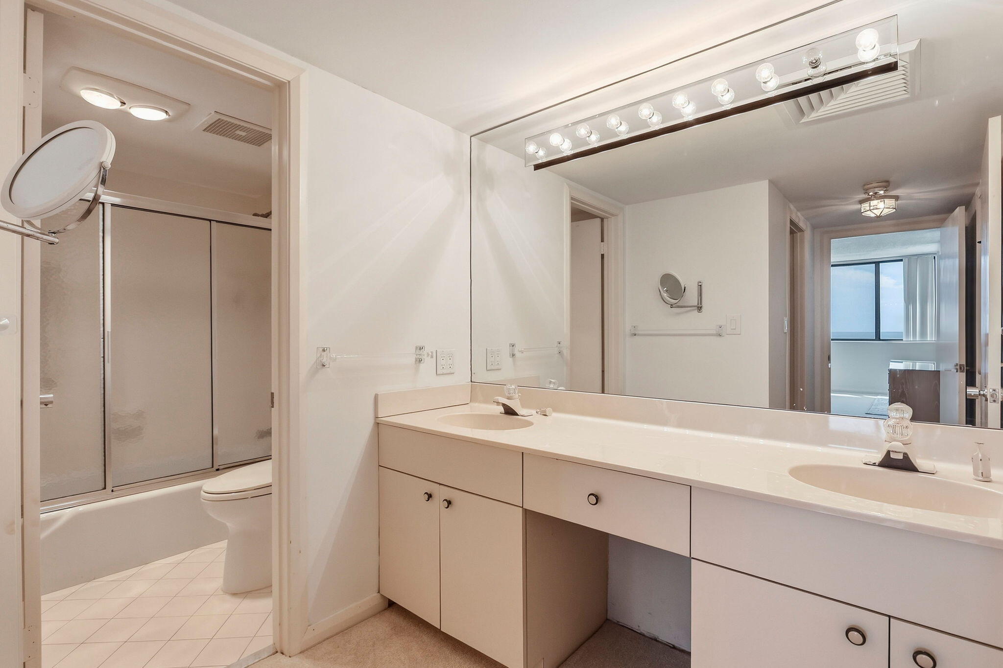 6885 N OCEAN #1010, Ocean Ridge FL 33435