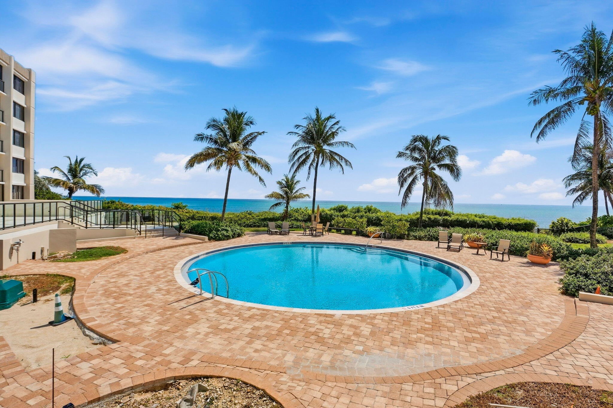 6885 N OCEAN #1010, Ocean Ridge FL 33435