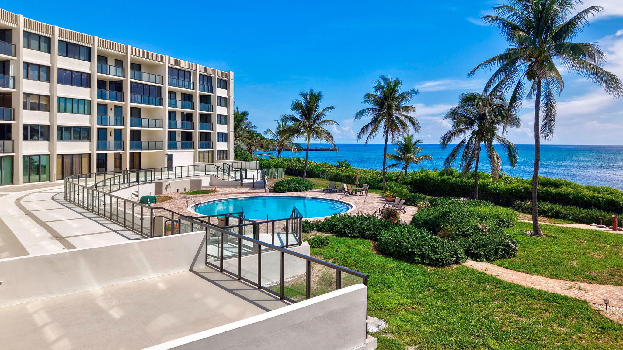 6885 N OCEAN #1010, Ocean Ridge FL 33435