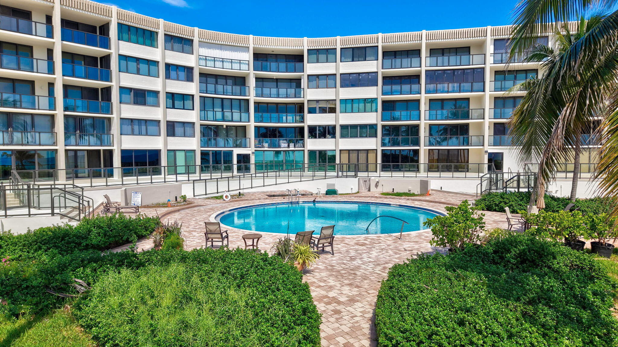 6885 N OCEAN #1010, Ocean Ridge FL 33435
