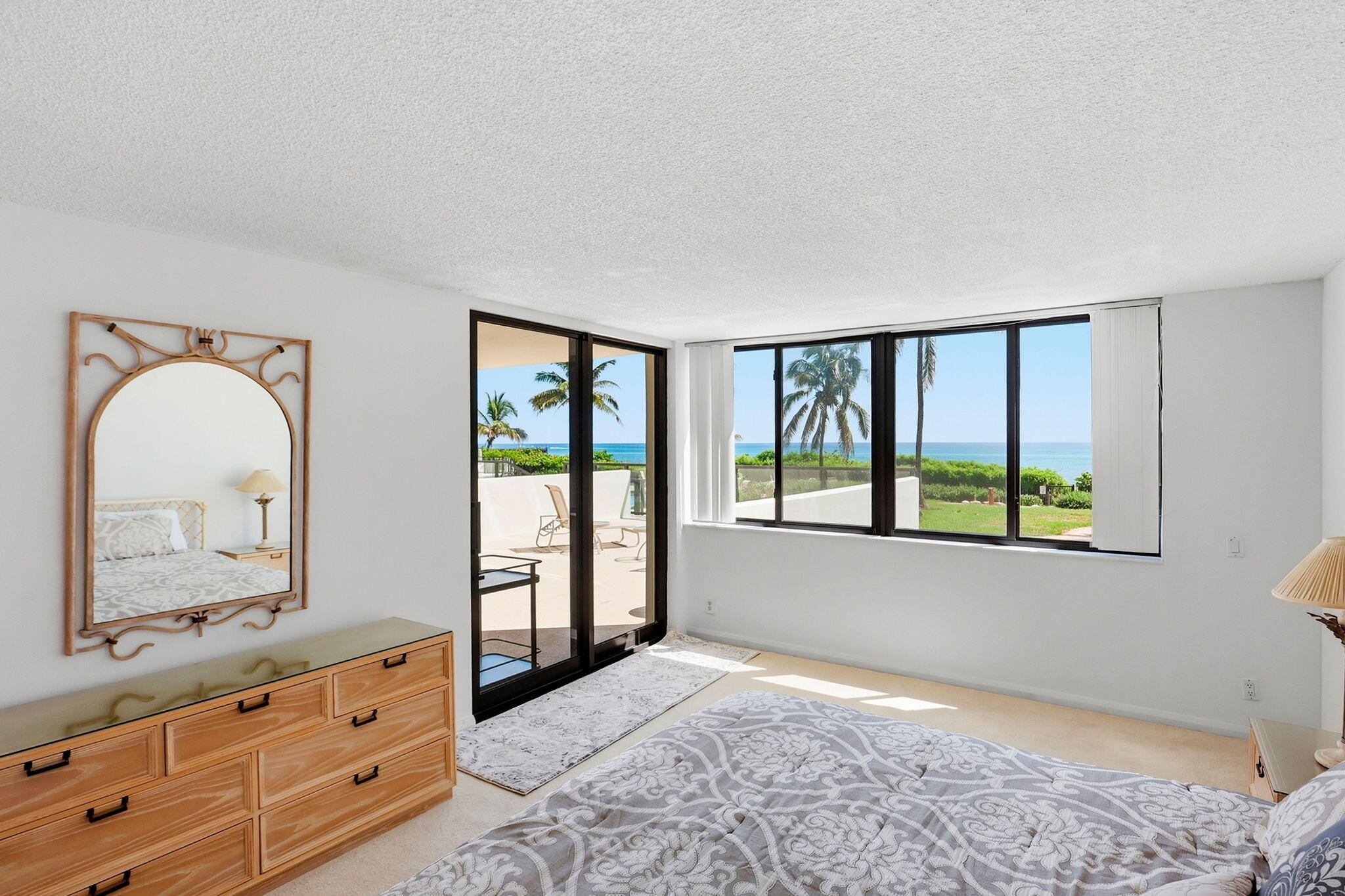 6885 N OCEAN #1010, Ocean Ridge FL 33435