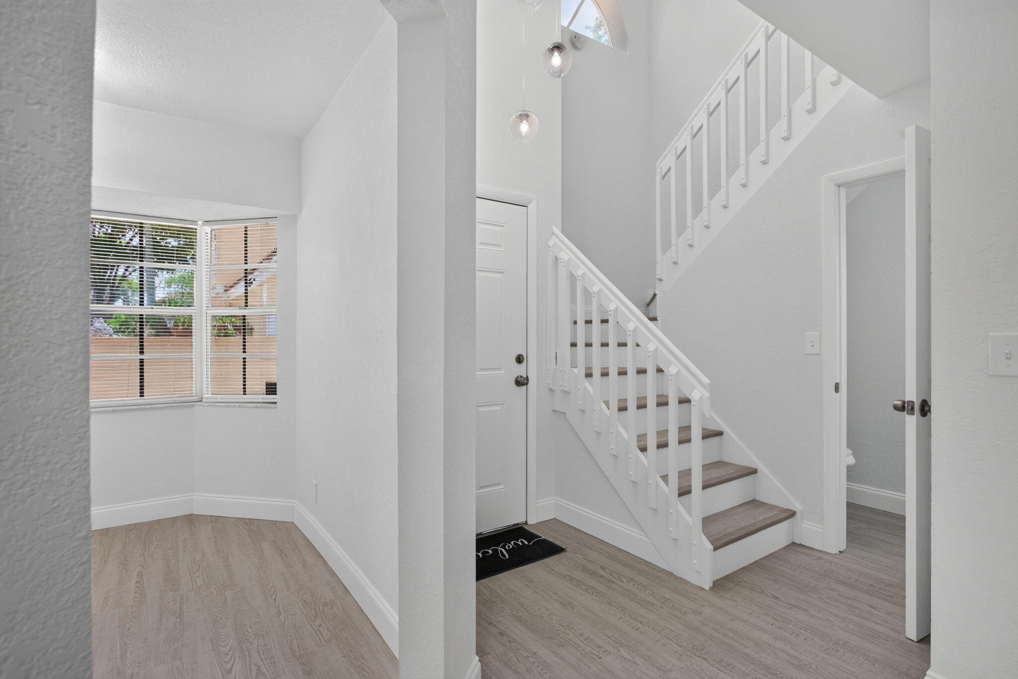 11451 LAKEVIEW #3A, Coral Springs FL 33071