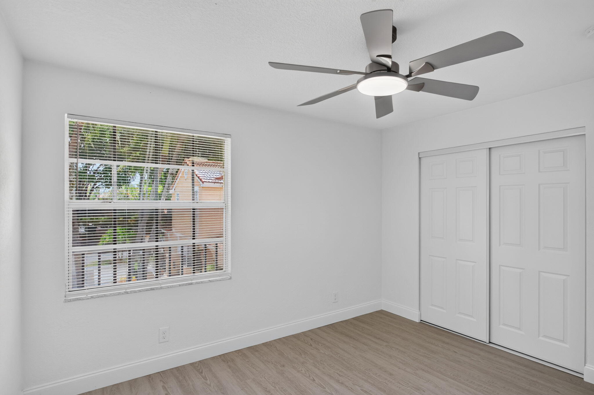 11451 LAKEVIEW #3A, Coral Springs FL 33071