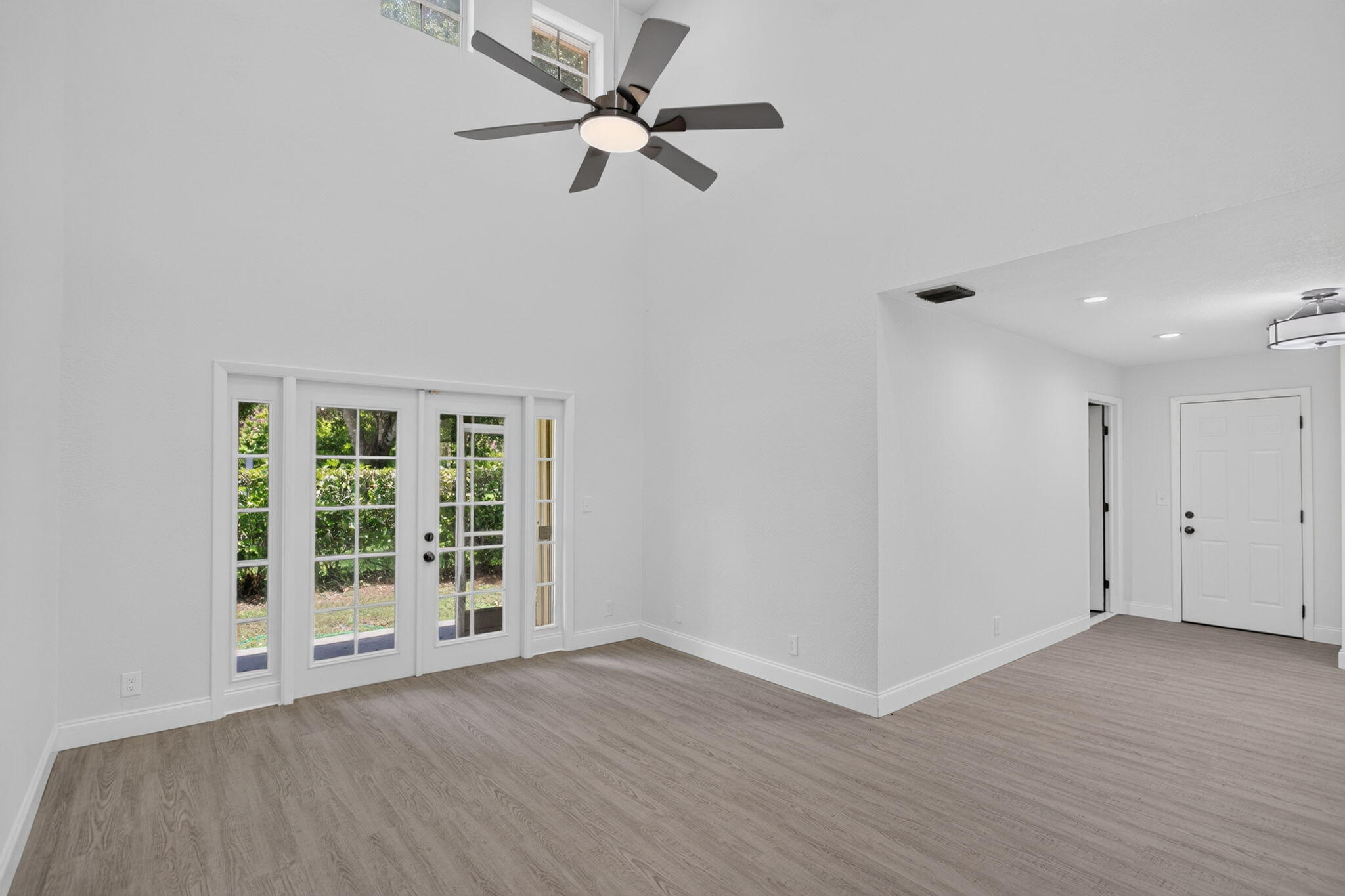11451 LAKEVIEW #3A, Coral Springs FL 33071